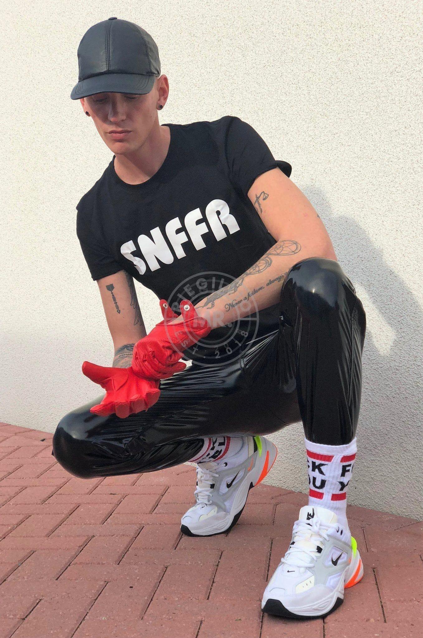 Leather gloves red at MR. Riegillio