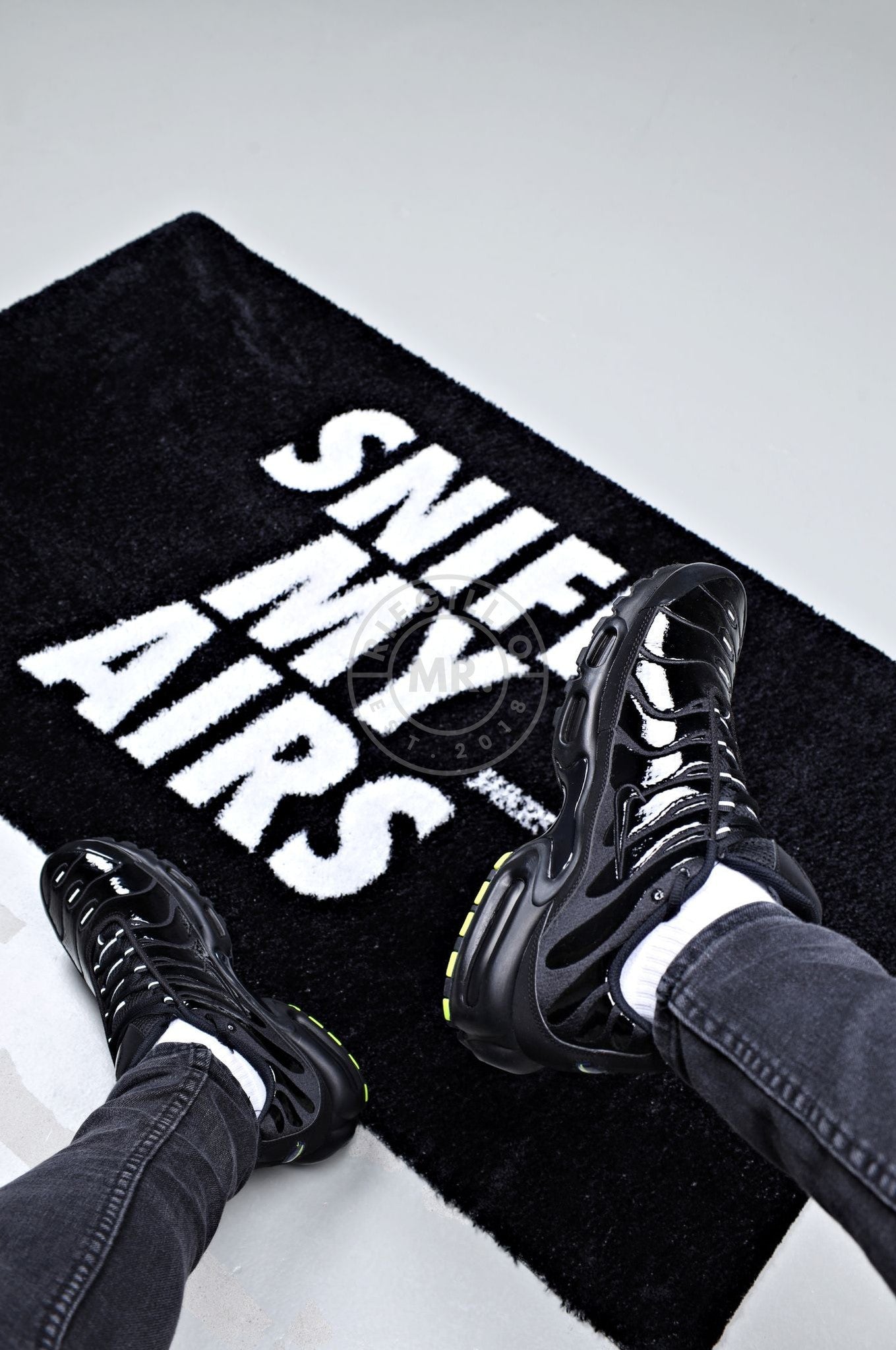 Doormat - SNIF MY AIRS - Black-at MR. Riegillio