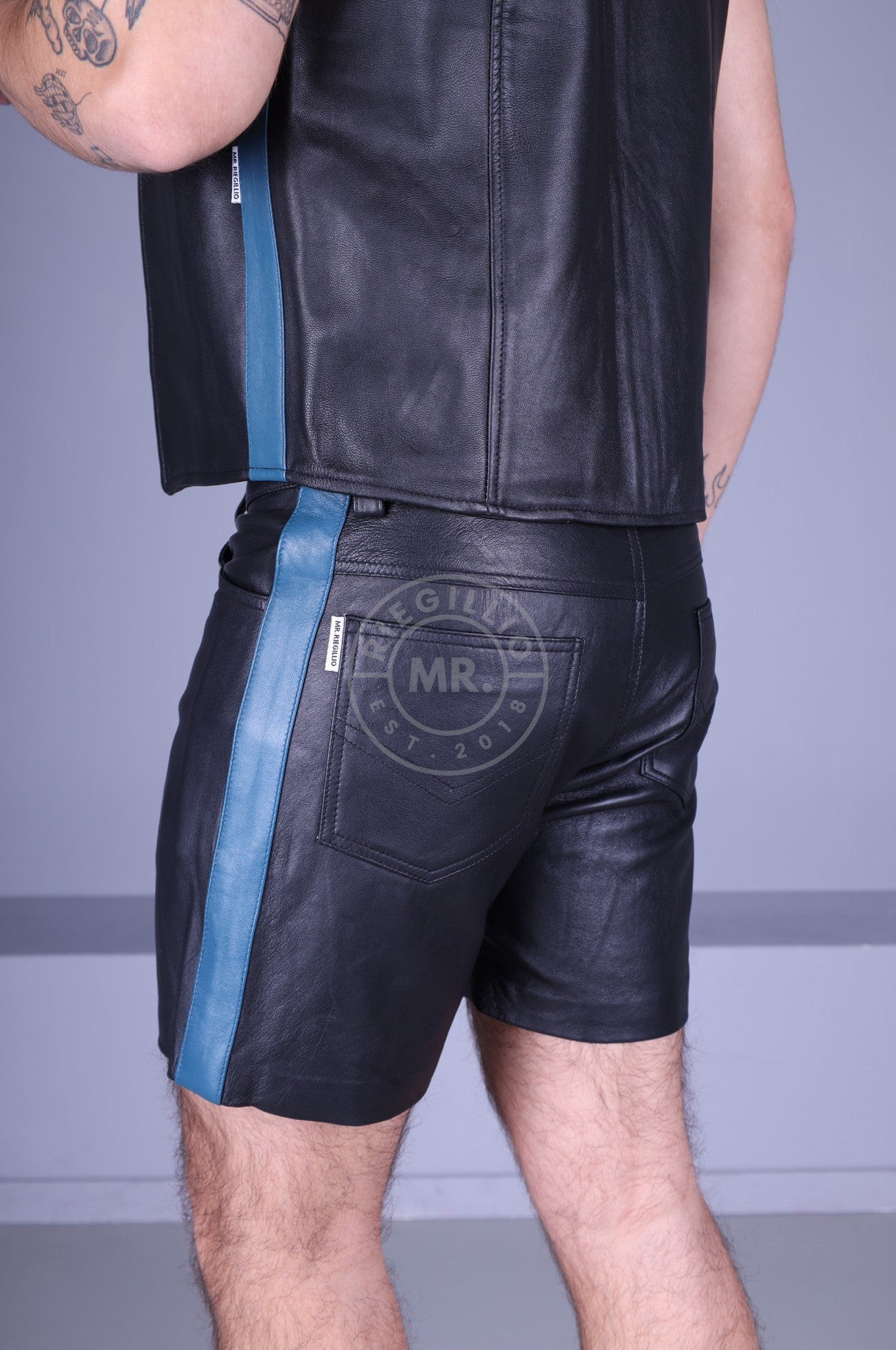 Black Leather 5 Pocket Short - Jeans Blue Stripe at MR. Riegillio