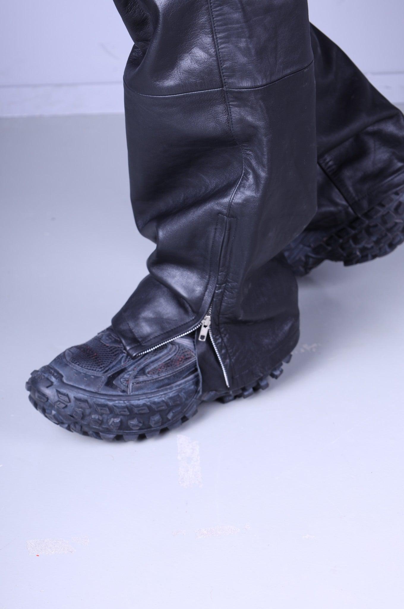 Xtreme Leather Pants - Full Black at MR. Riegillio