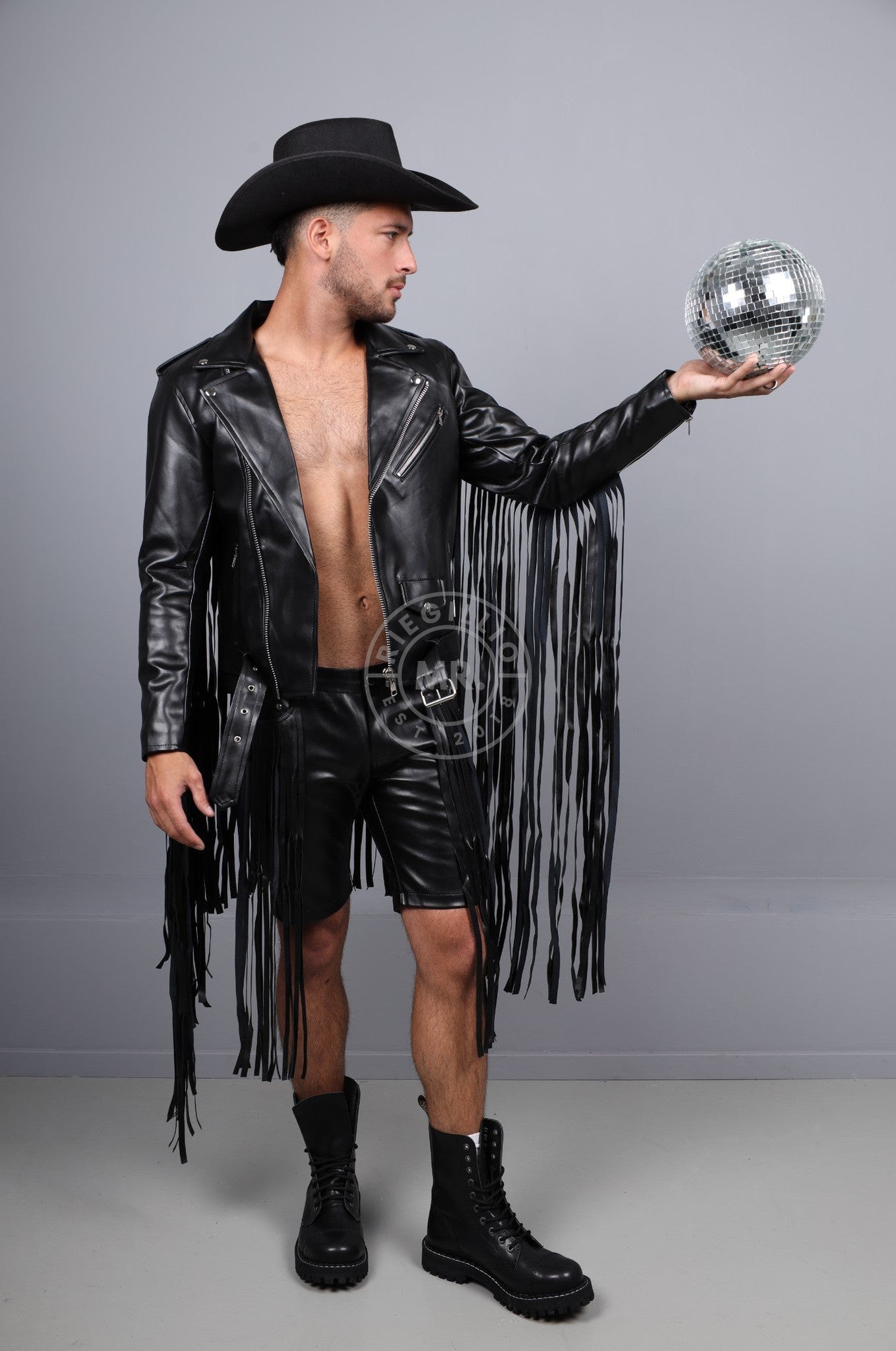 MR. Fringe Pocket Short - Black at MR. Riegillio