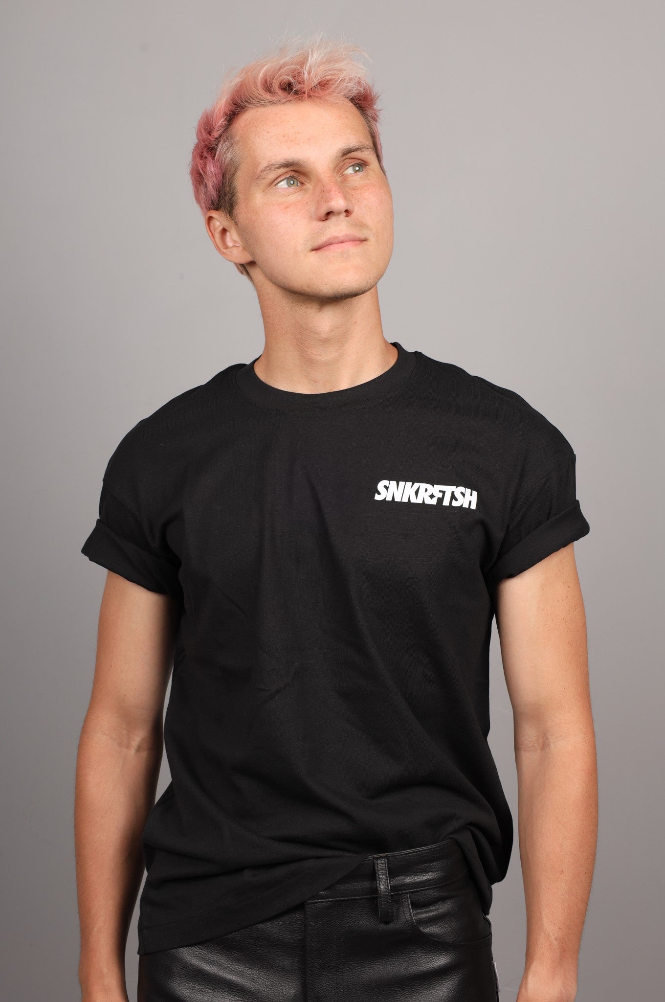 SNKRFTSH Logo T-shirt
