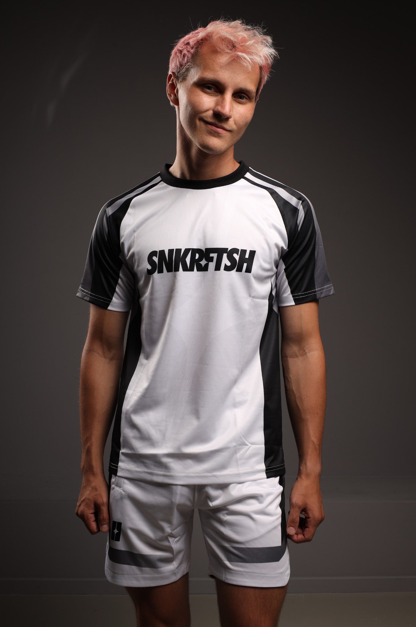 SNKRFTSH Sports T-Shirt SF24/7 - White