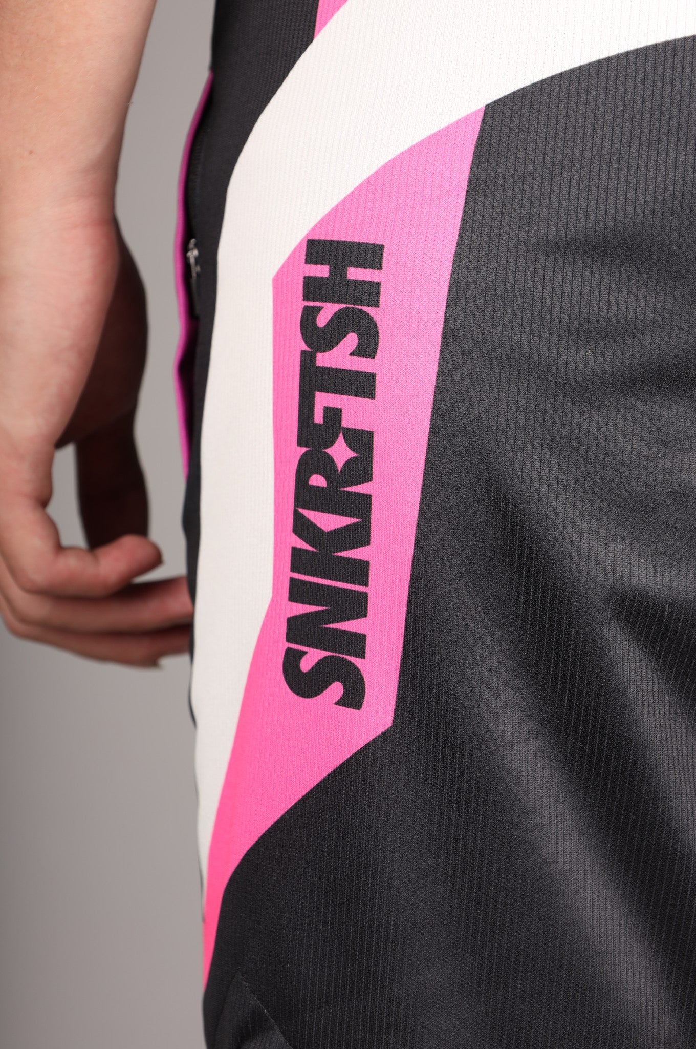 SNKRFTSH Sports Thru Zip Short SF24/7 - Pink