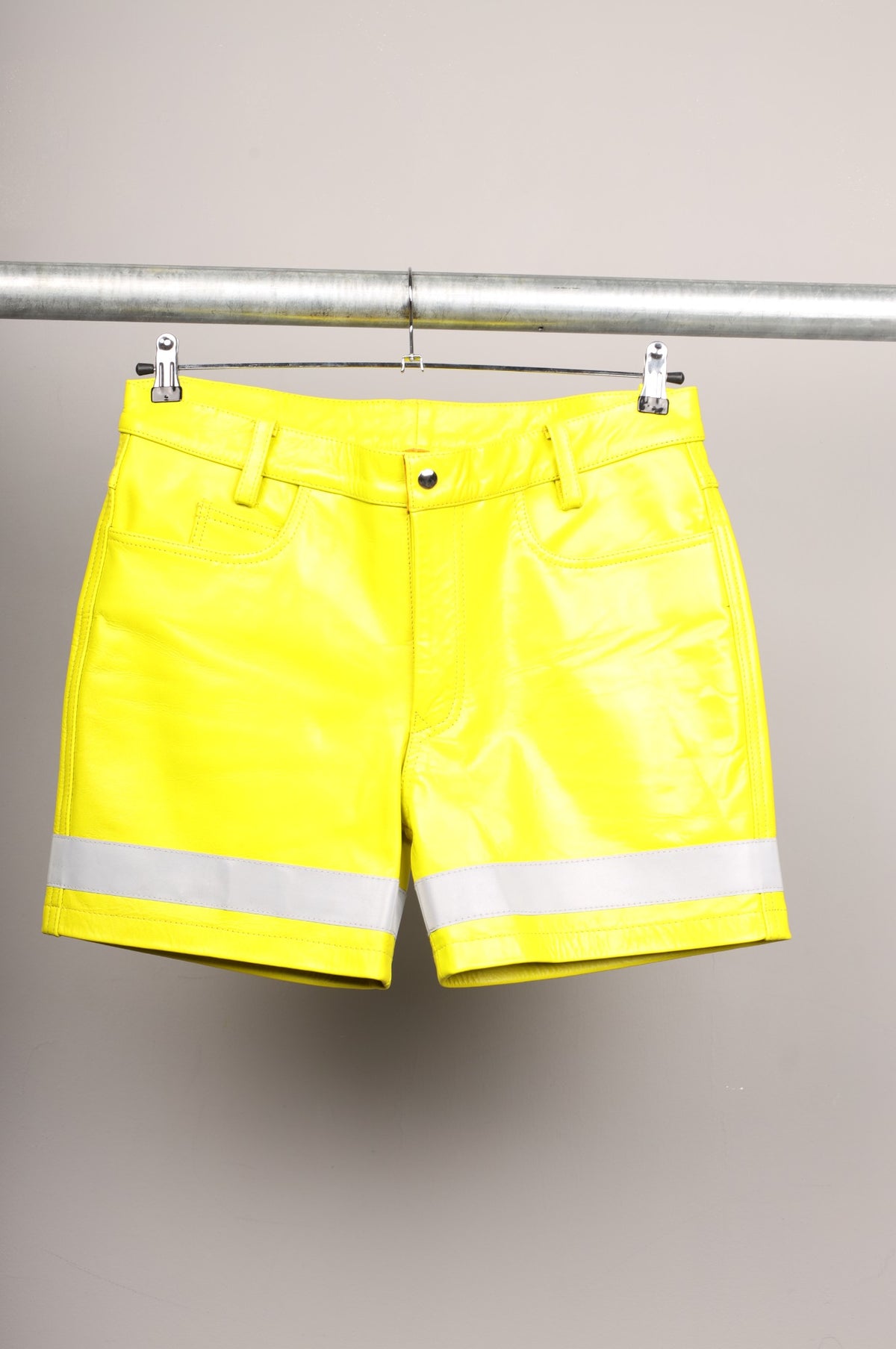 #251 Cowhide Leather Short