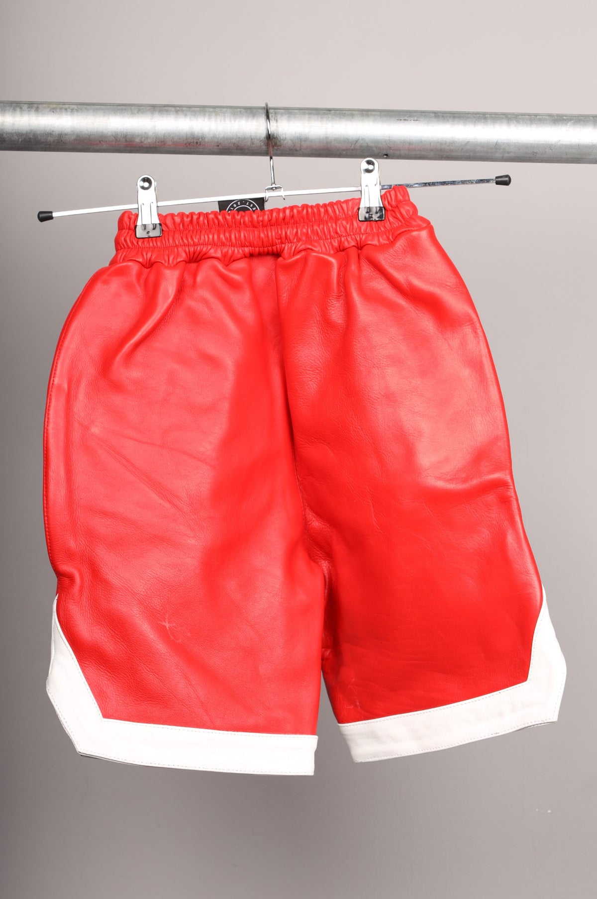 #324 Cowhide Leather Short