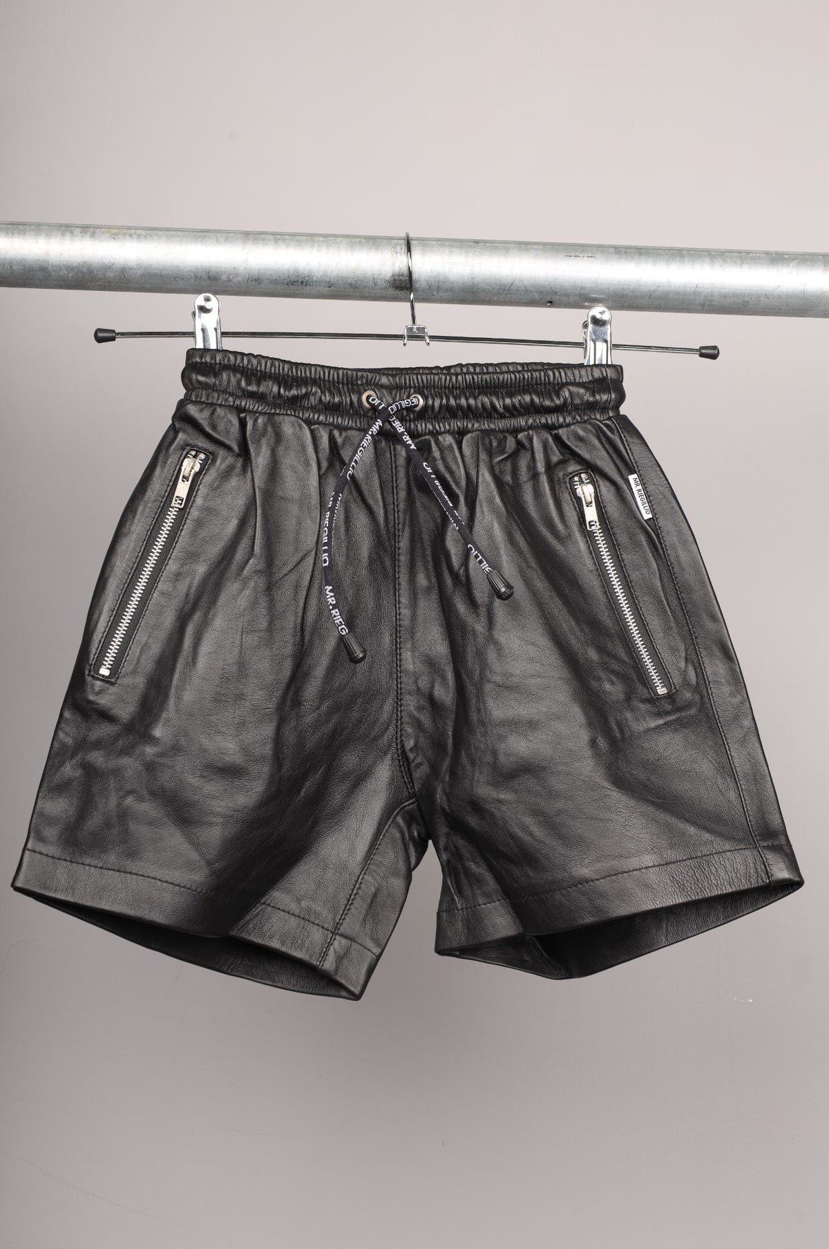 #373 Cowhide Leather Short