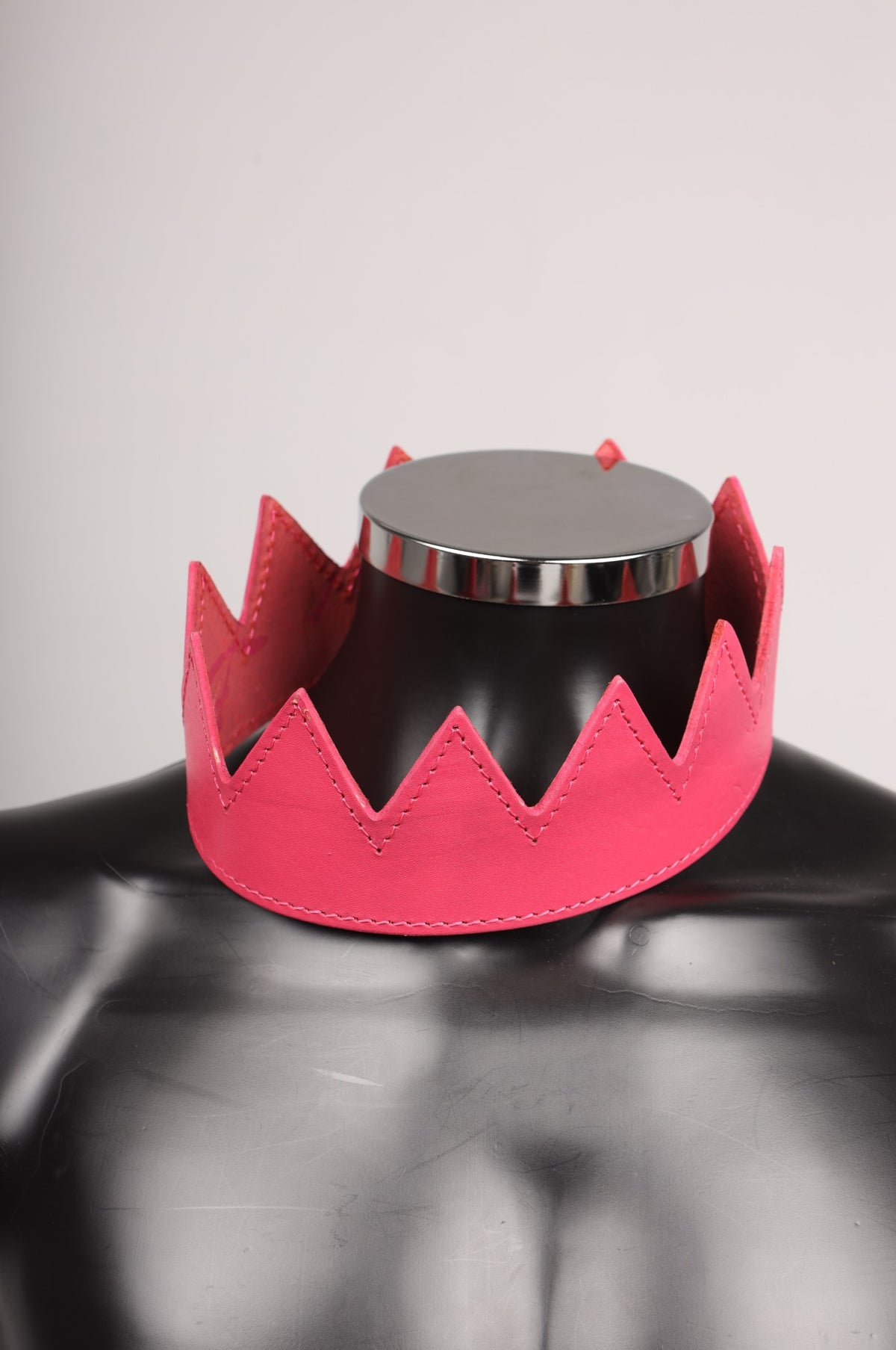 #390 Cowhide Leather Crown