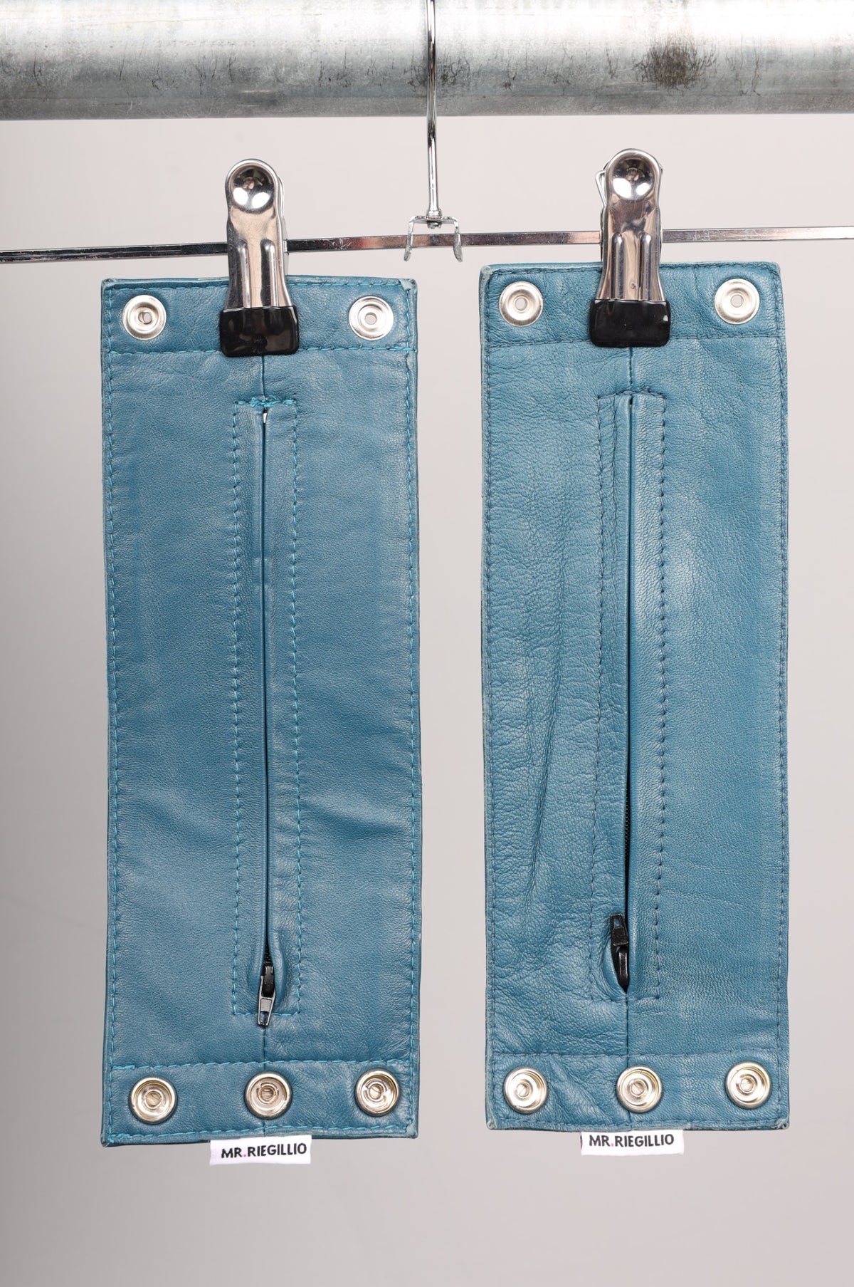 #397 Cowhide Leather Wrist Wallet