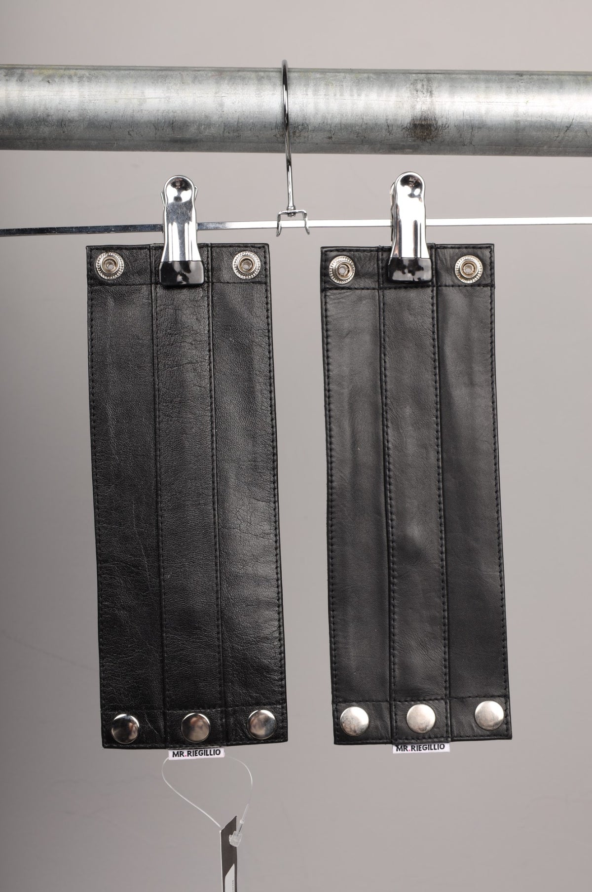 #407 Cowhide Leather Wrist Wallet
