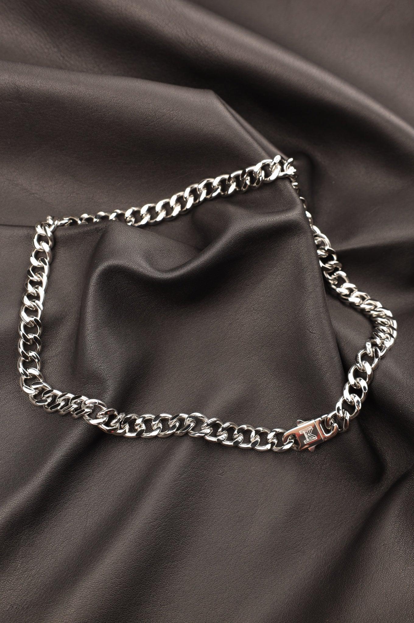 Master of the House Chain - Maverick Silver at MR. Riegillio