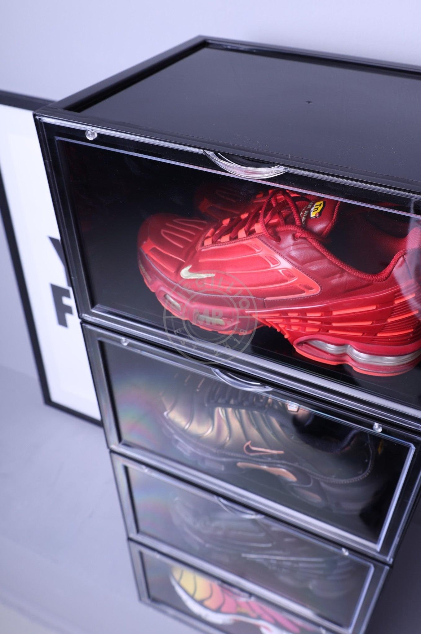 Sneaker Box Black at MR. Riegillio