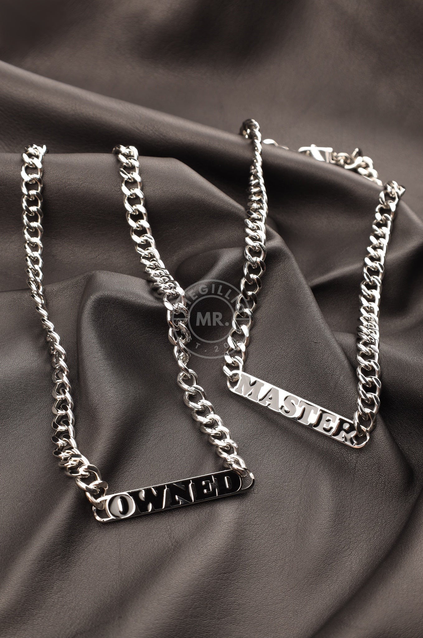 Master of the House Chain - OWNED at MR. Riegillio