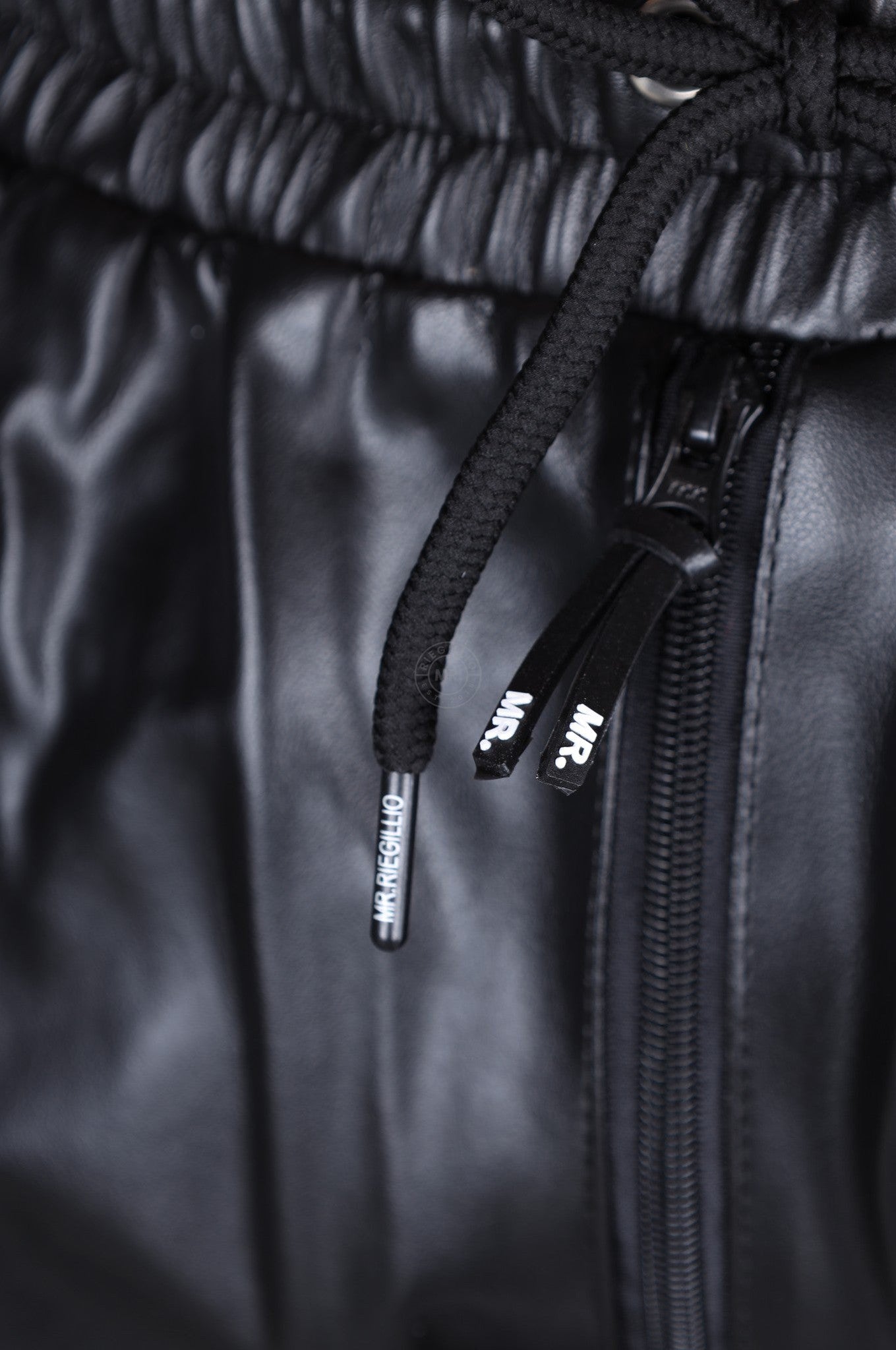 MR. 24 Tracksuit Pants Thru Zip - Black at MR. Riegillio