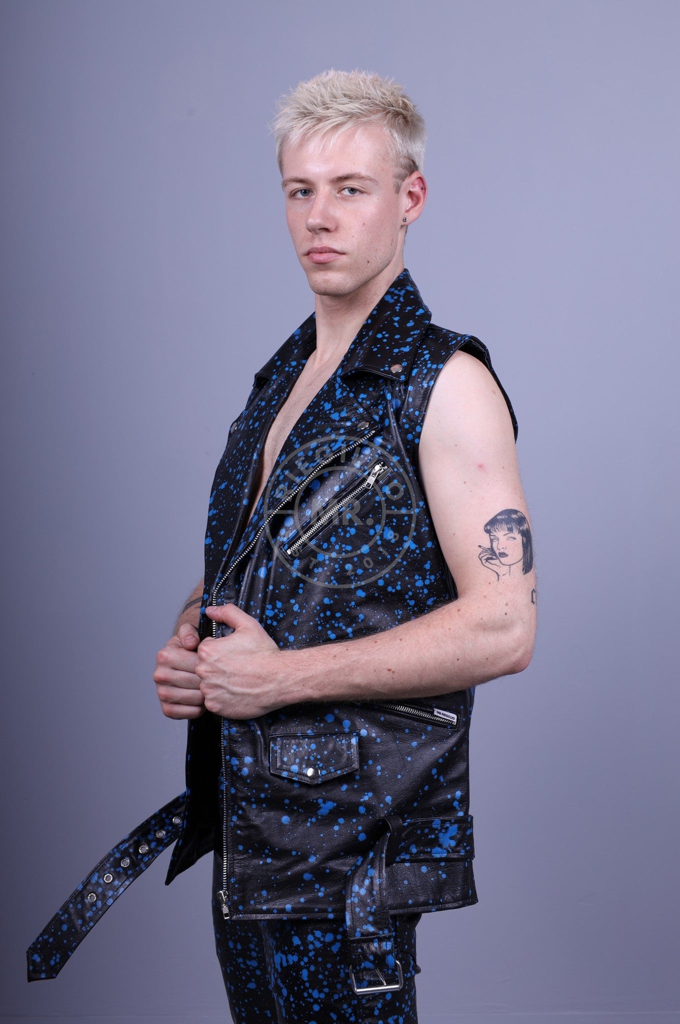 Splashed Leather Sleeveless Jacket - Blue at MR. Riegillio