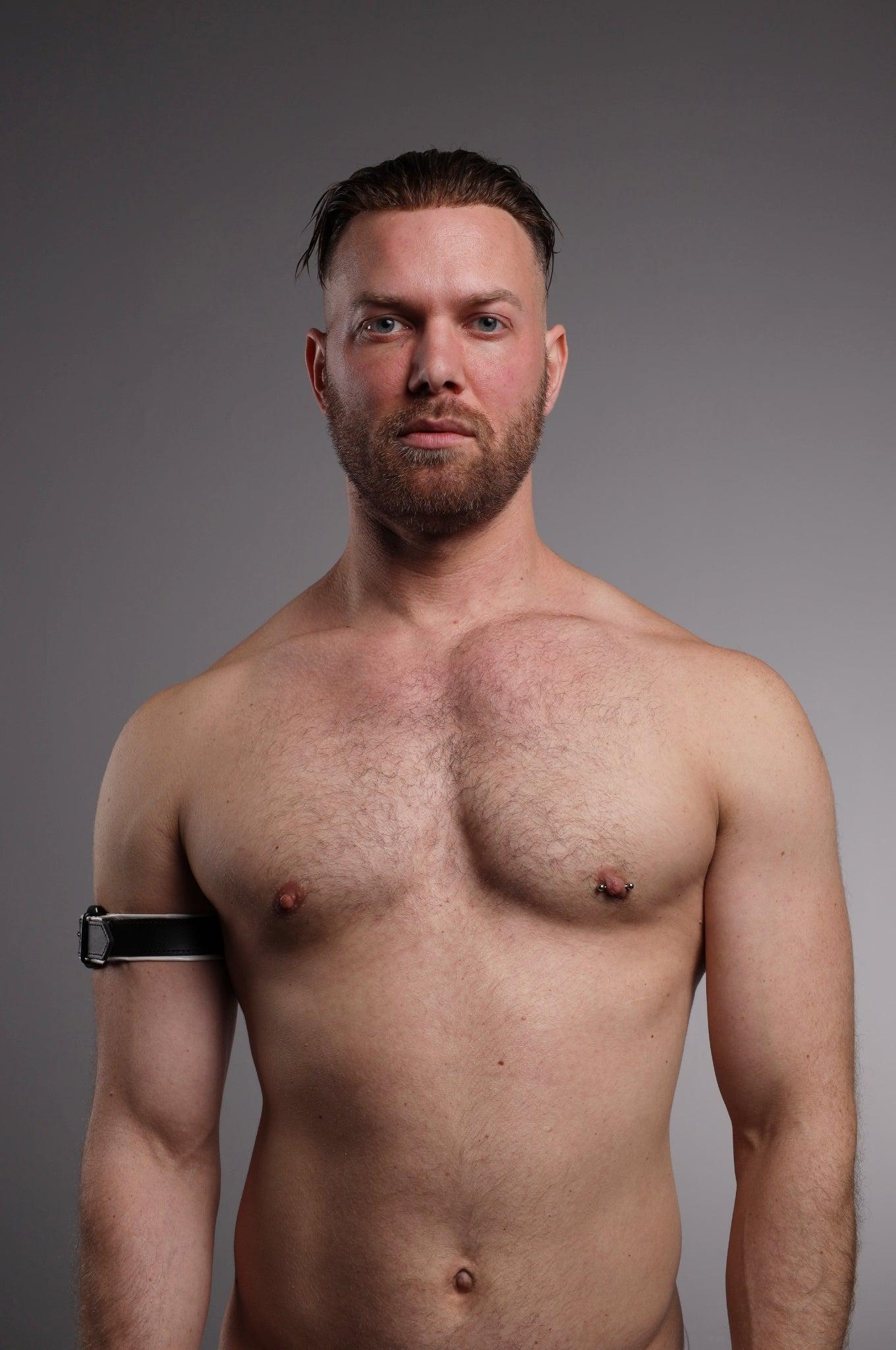 Black Leather Bicep Armband - Buckle - White at MR. Riegillio