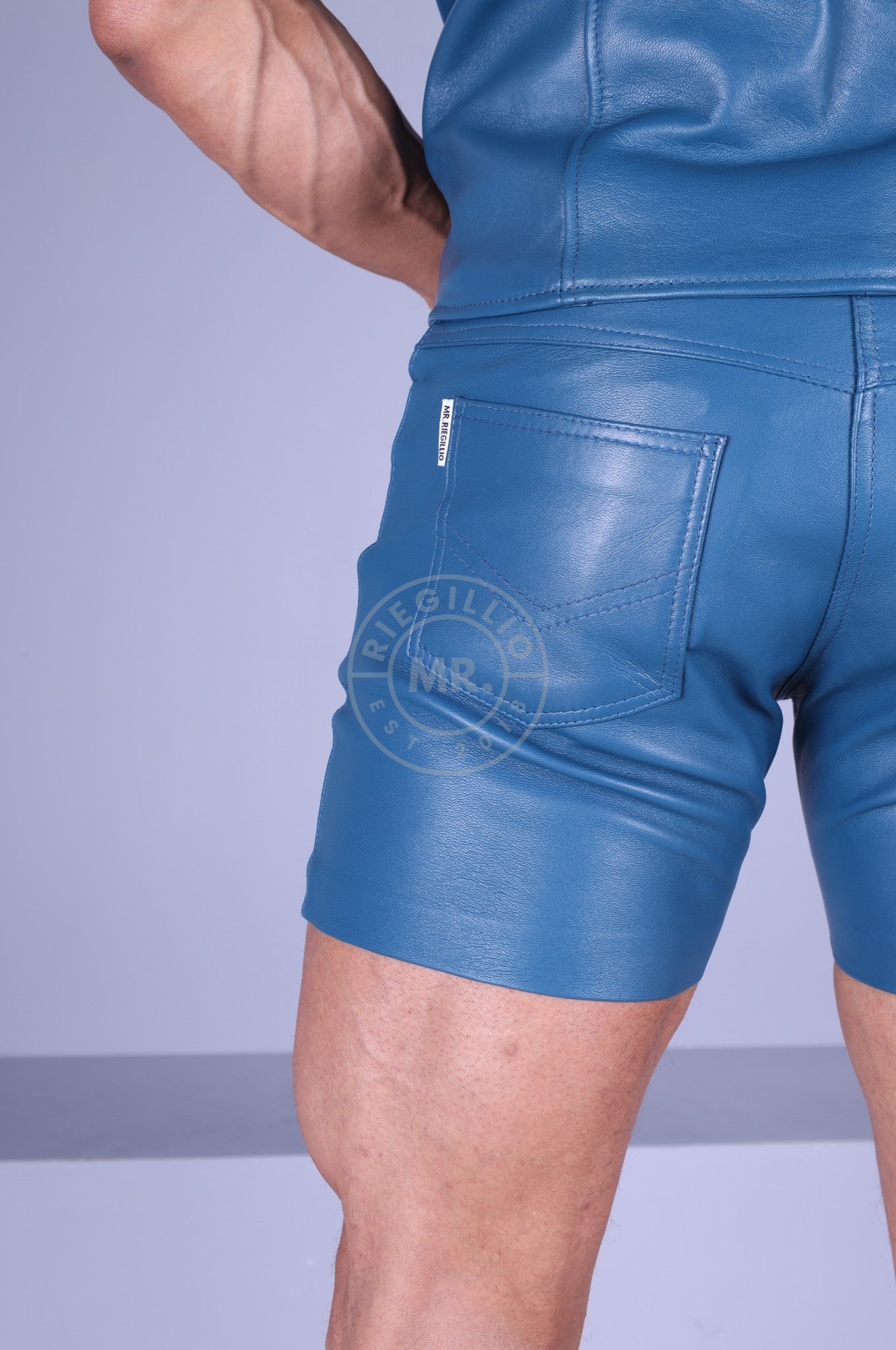 Leather 5 Pocket Short - Jeans Blue at MR. Riegillio