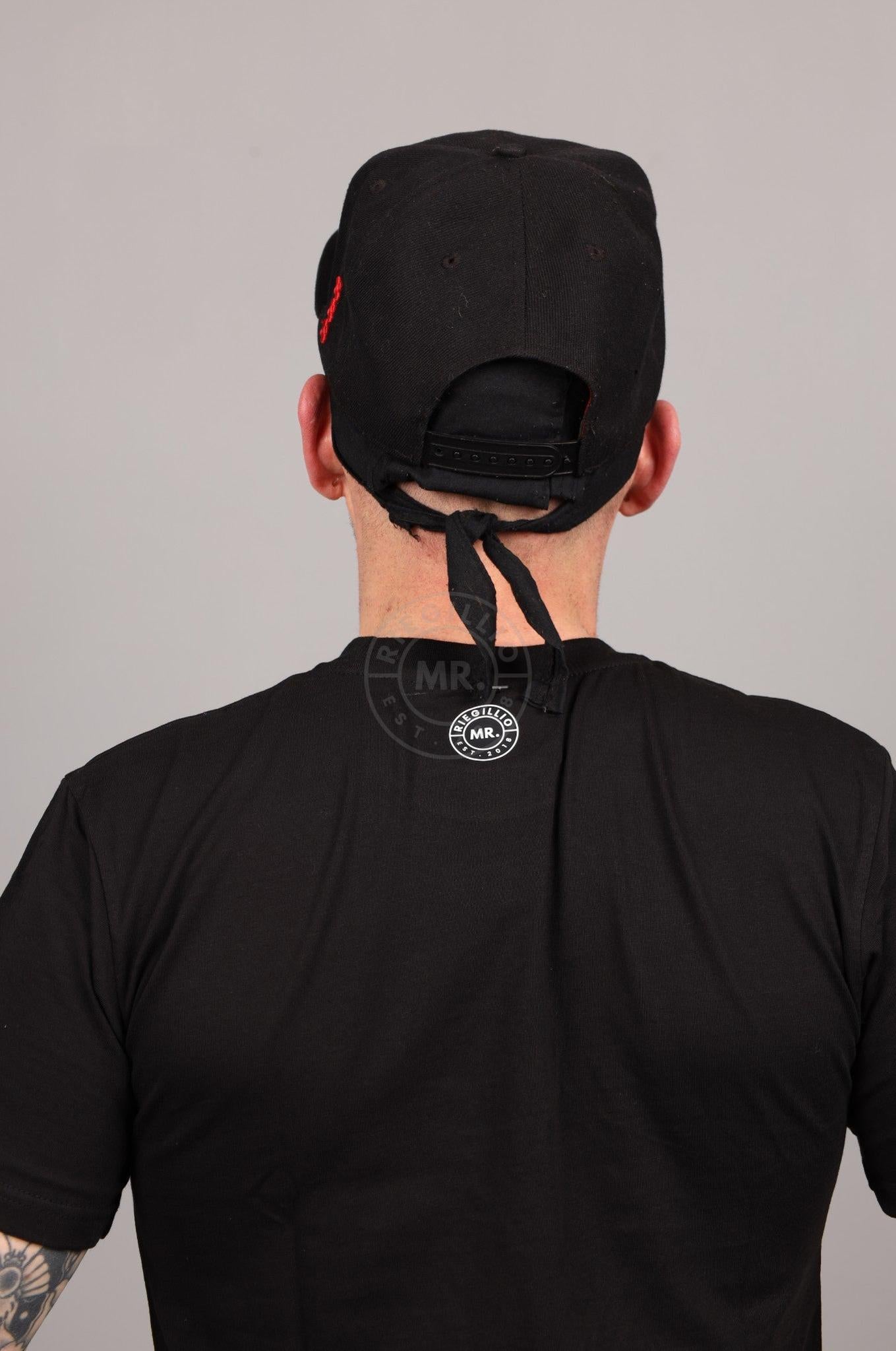 MUIR CAP T-Shirt at MR. Riegillio