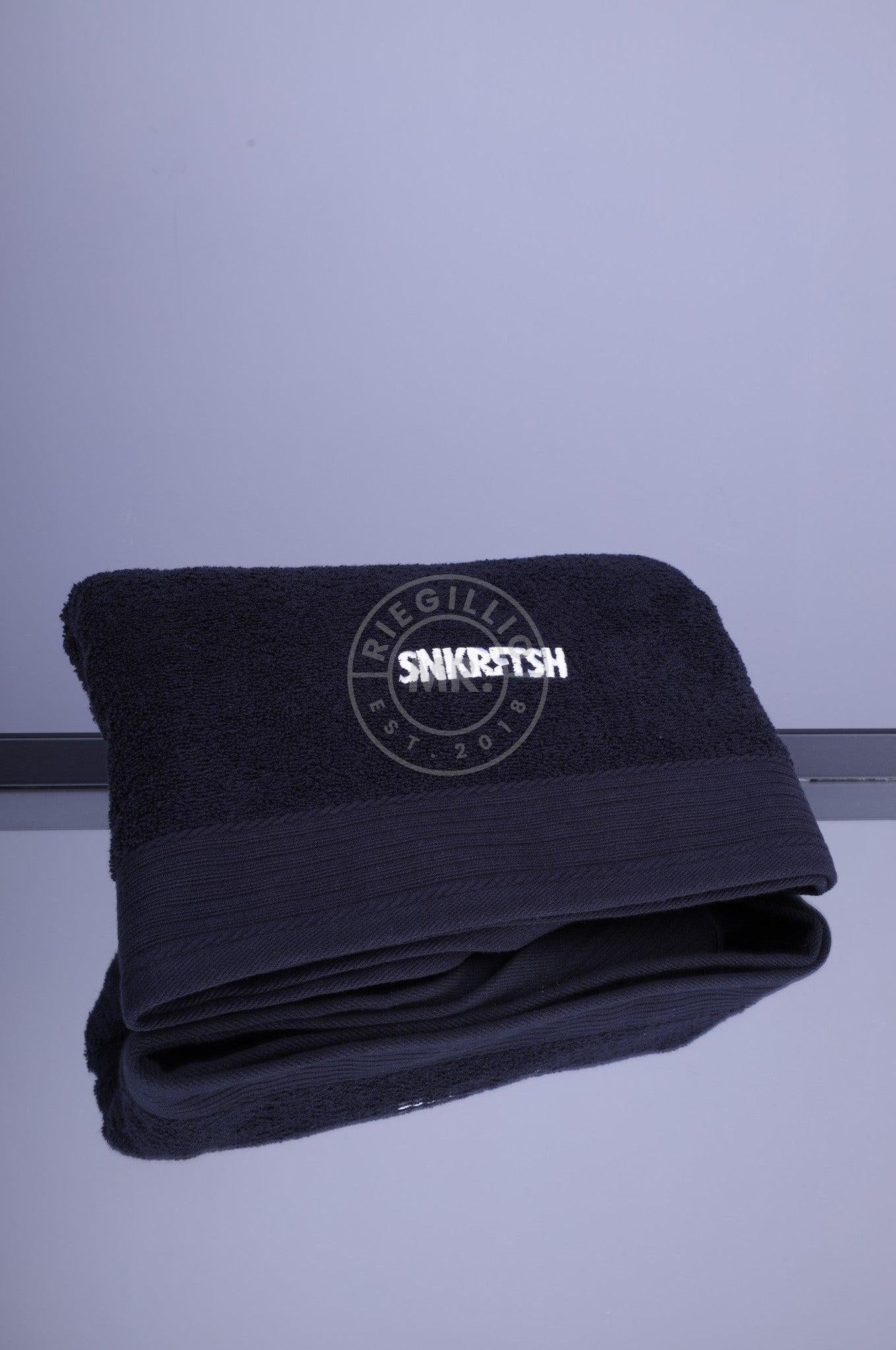 SNKRFTSH Beach Towel 180 x 100 cm at MR. Riegillio
