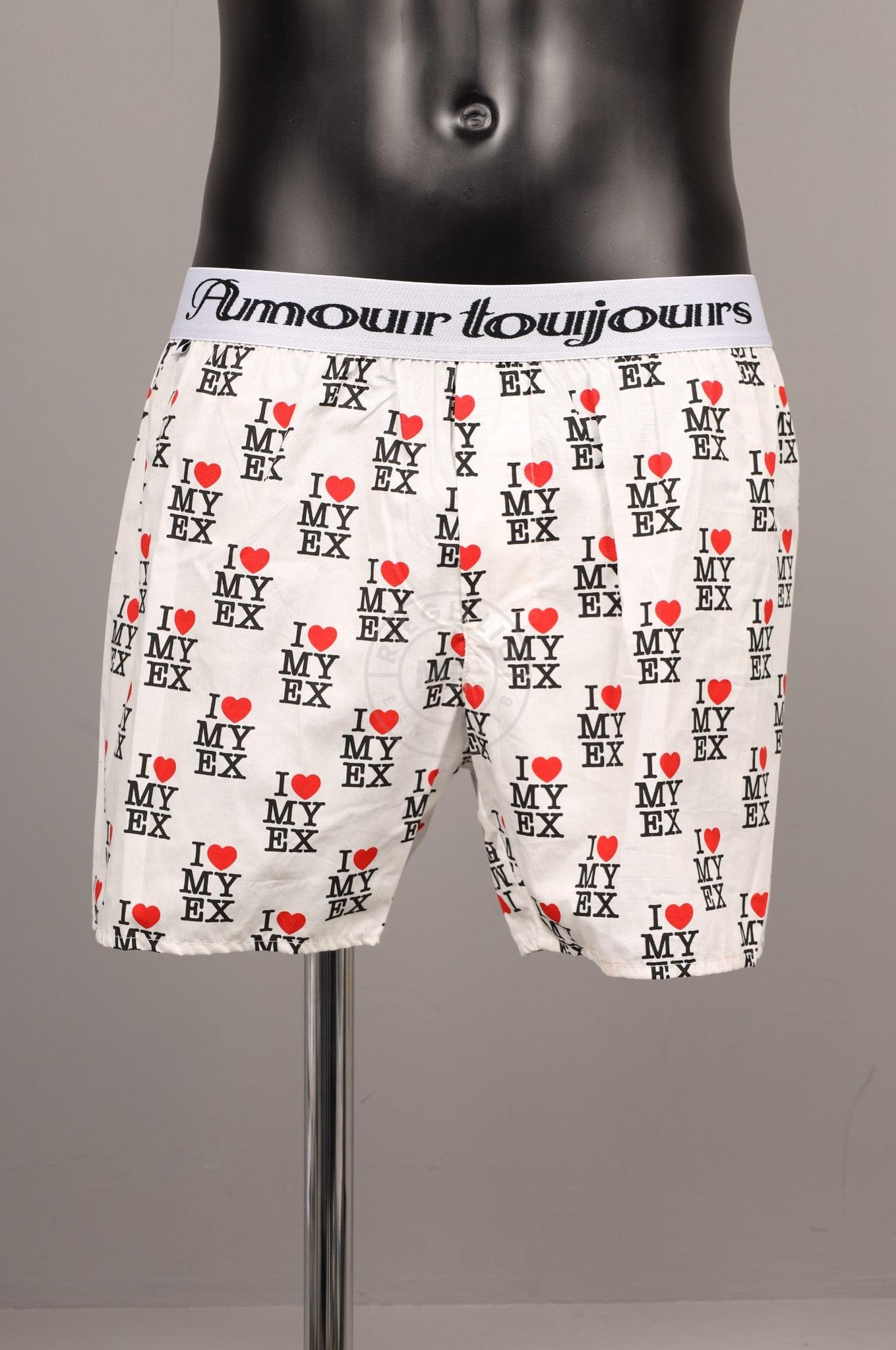 #052 Cotton Short at MR. Riegillio