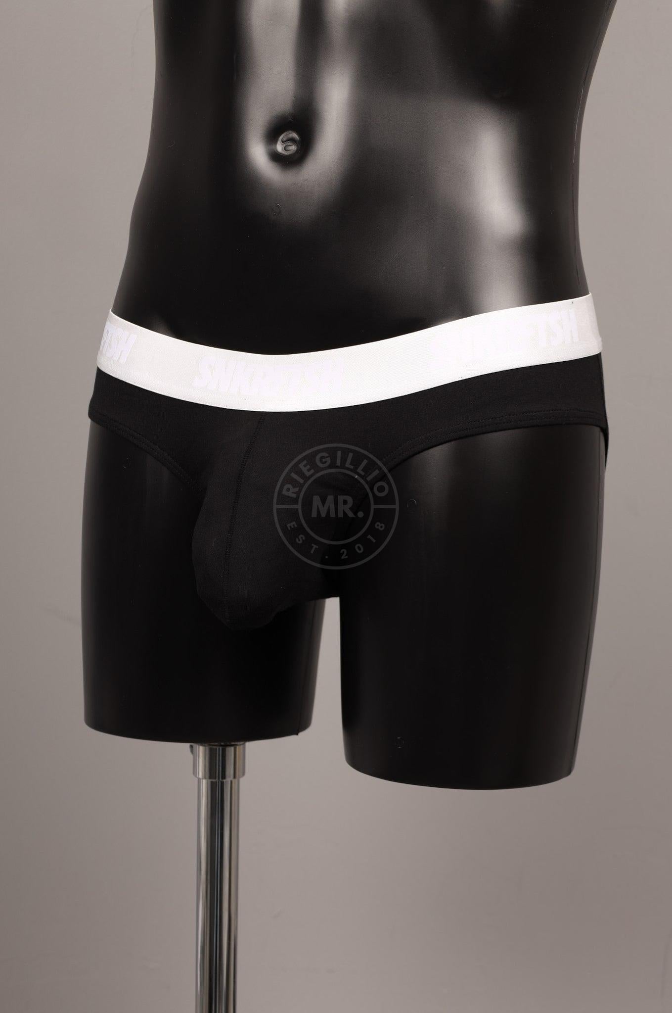 #054 Cotton Underwear at MR. Riegillio