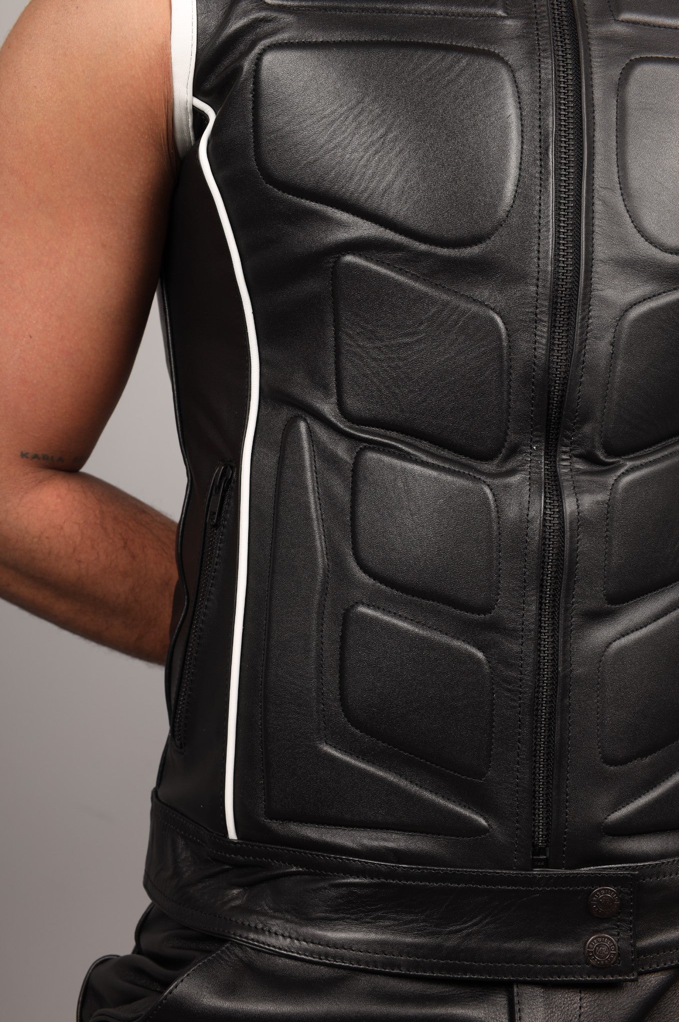 Black Leather Bullet Vest - White Piping