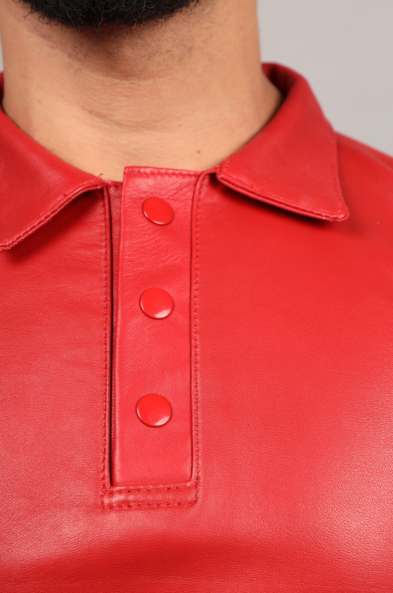 Rotes Lederpoloshirt