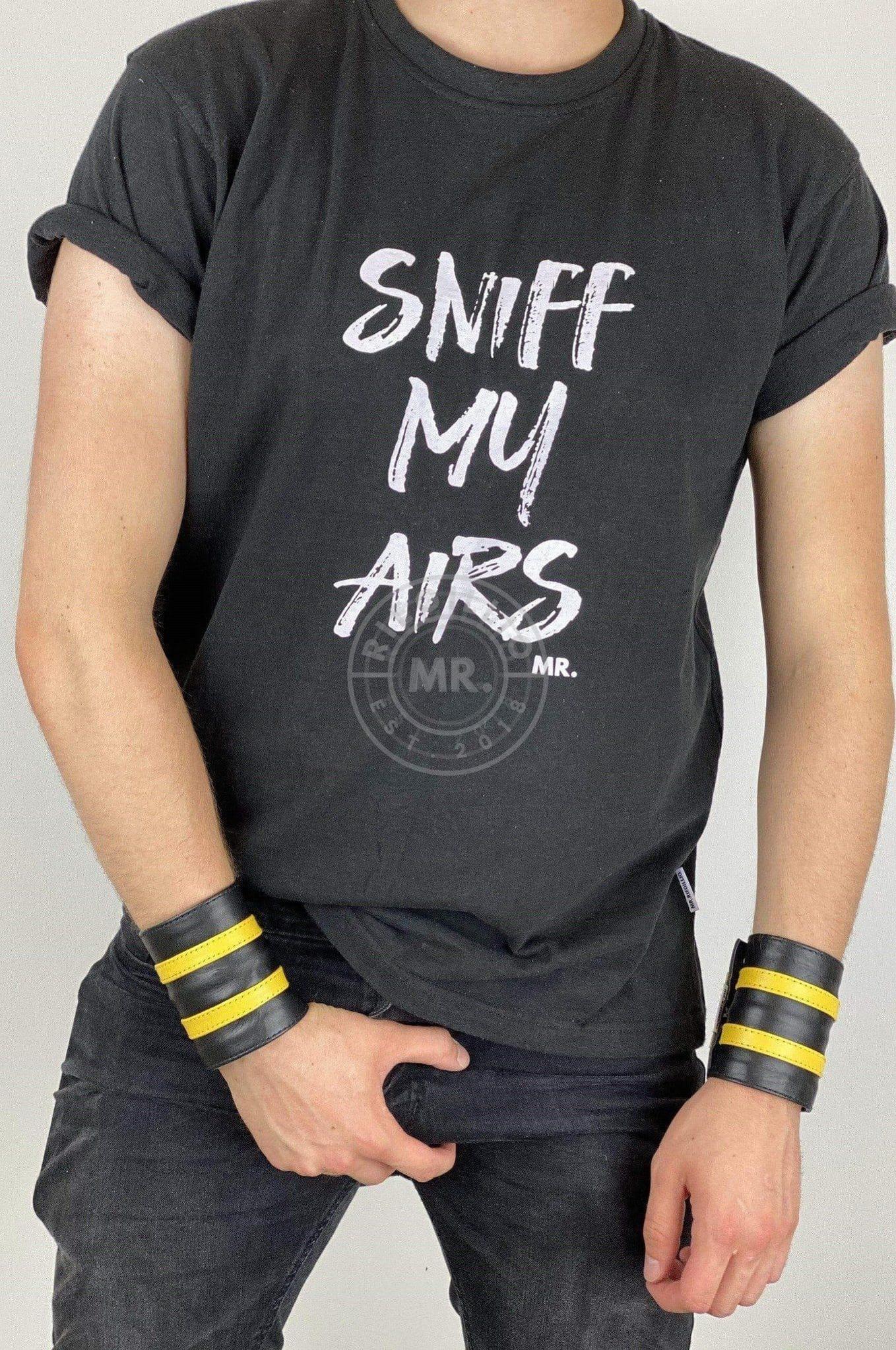 Yellow Wrist Wallet - Double stripe at MR. Riegillio