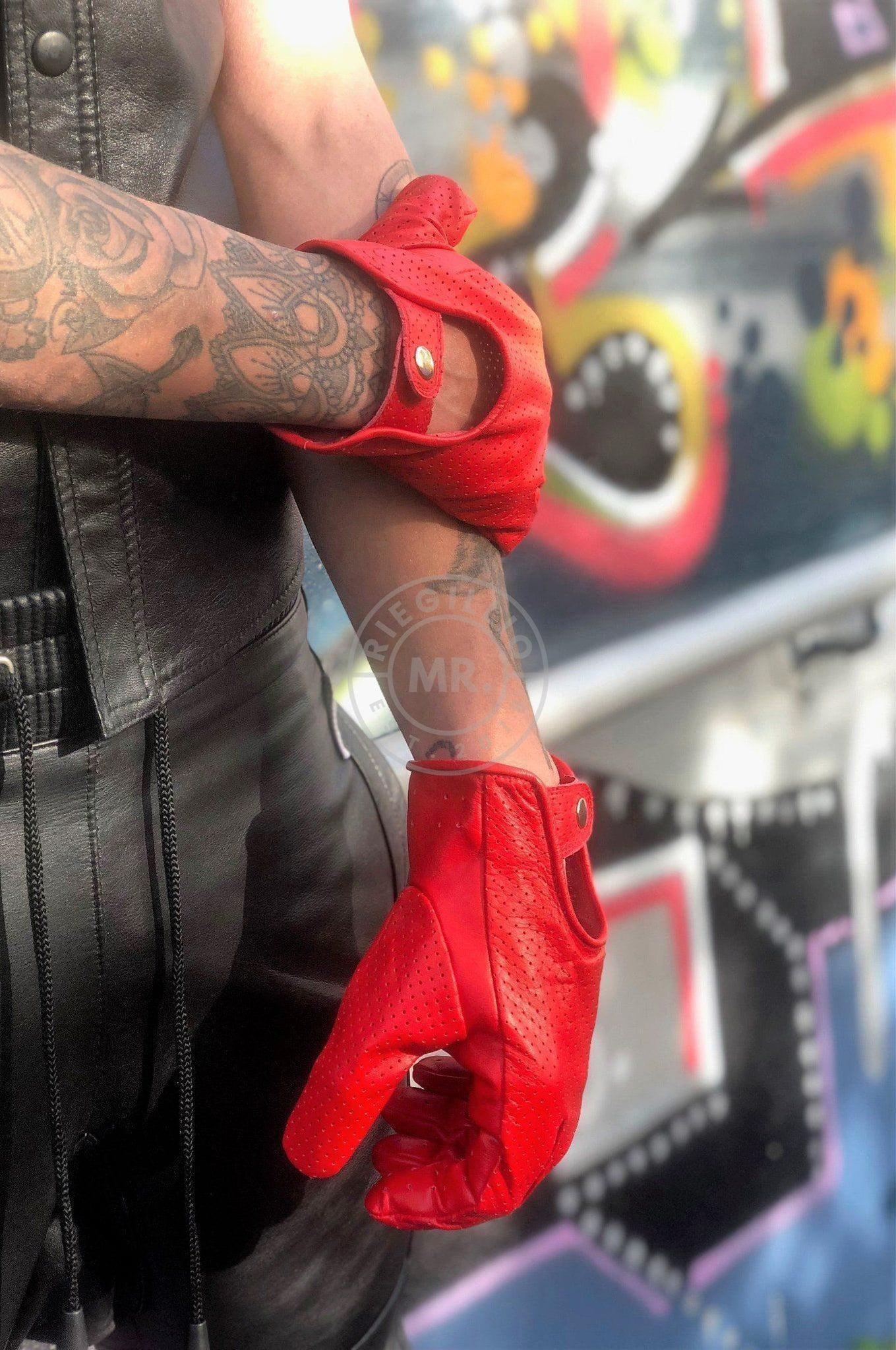 Leather gloves red at MR. Riegillio