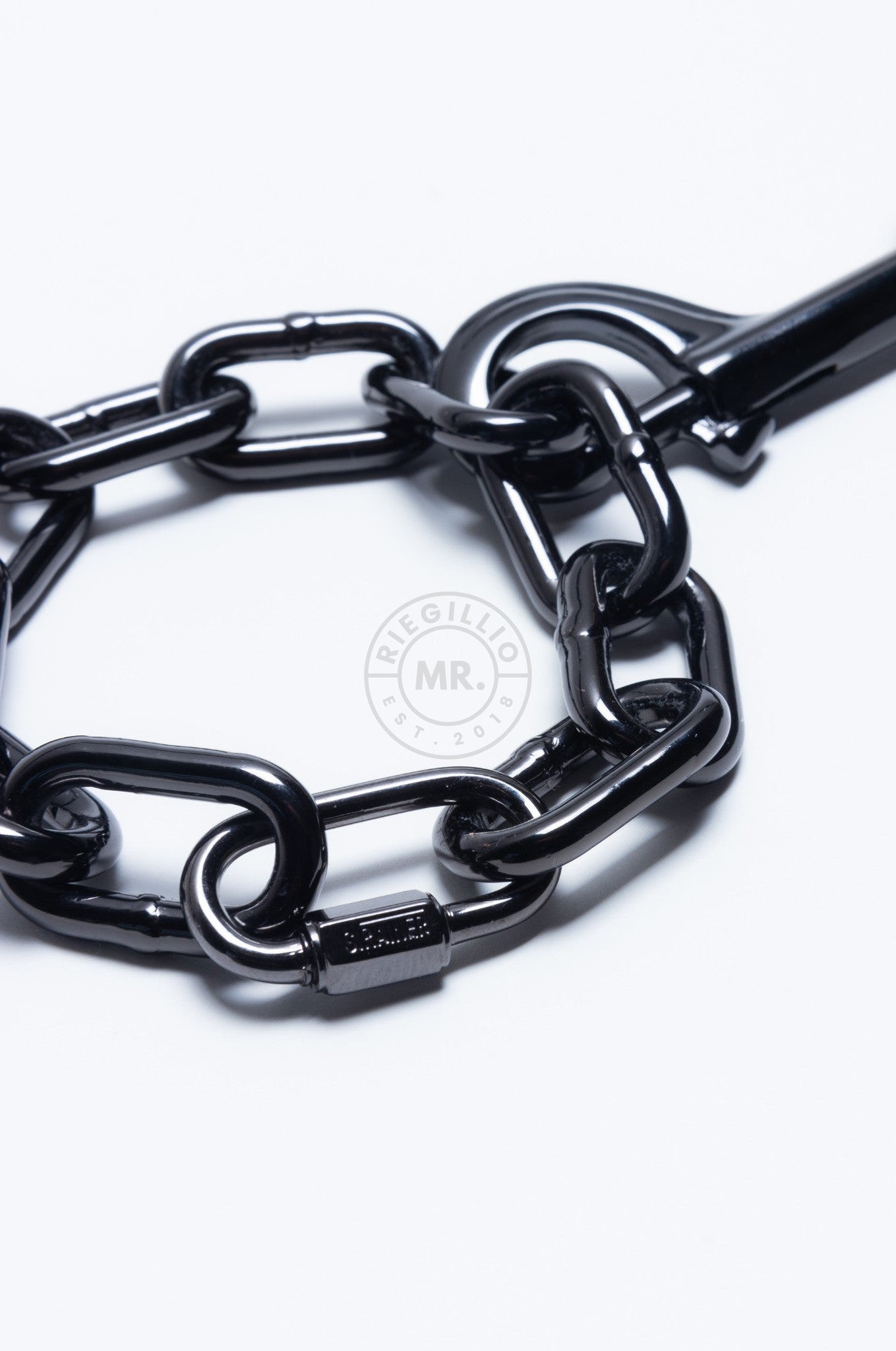 SIRAINER Chain Cuffs - Black at MR. Riegillio