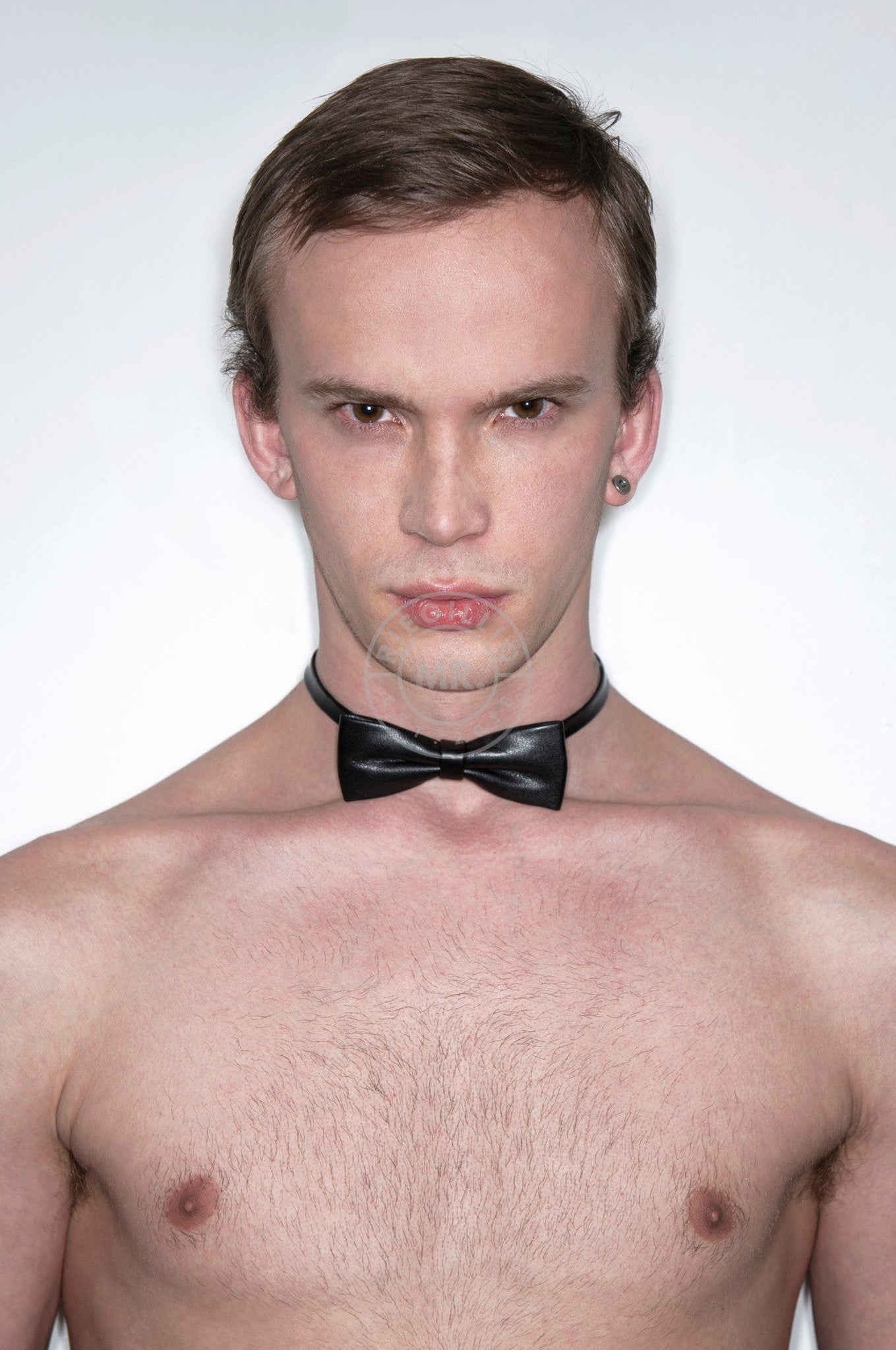 SIRAINER Black Leather Bow Tie at MR. Riegillio