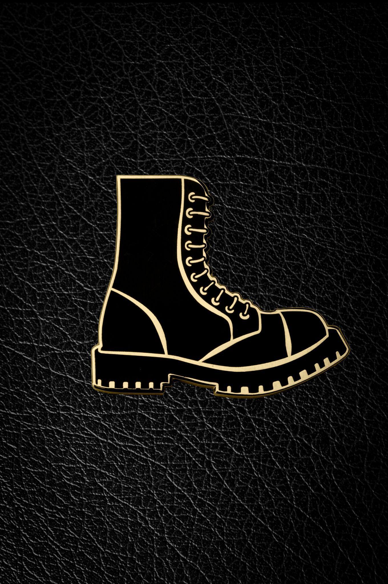 Master of the House Pin - 10 HOLE BOOTS at MR. Riegillio