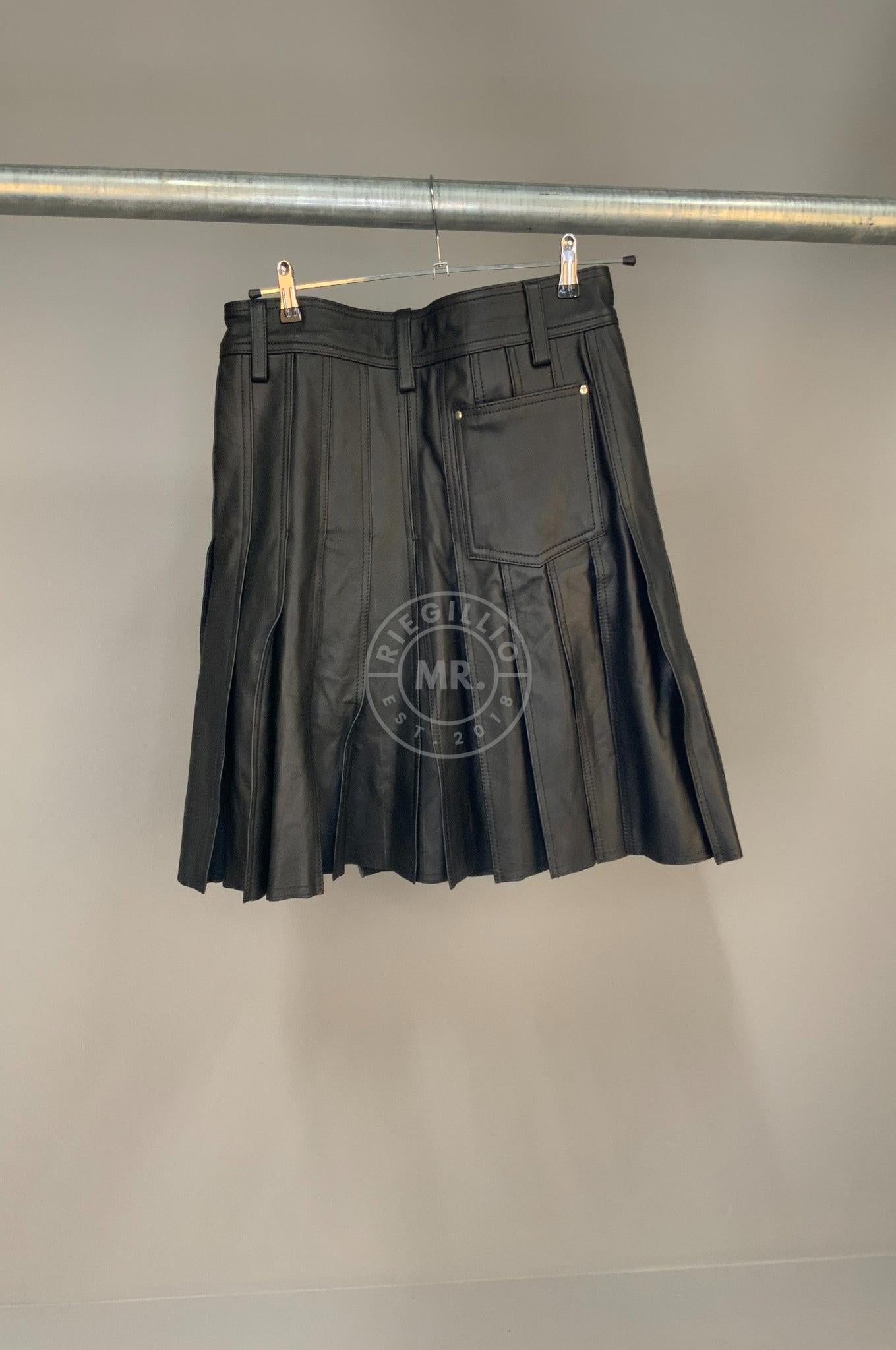 #081 Leather Kilt at MR. Riegillio