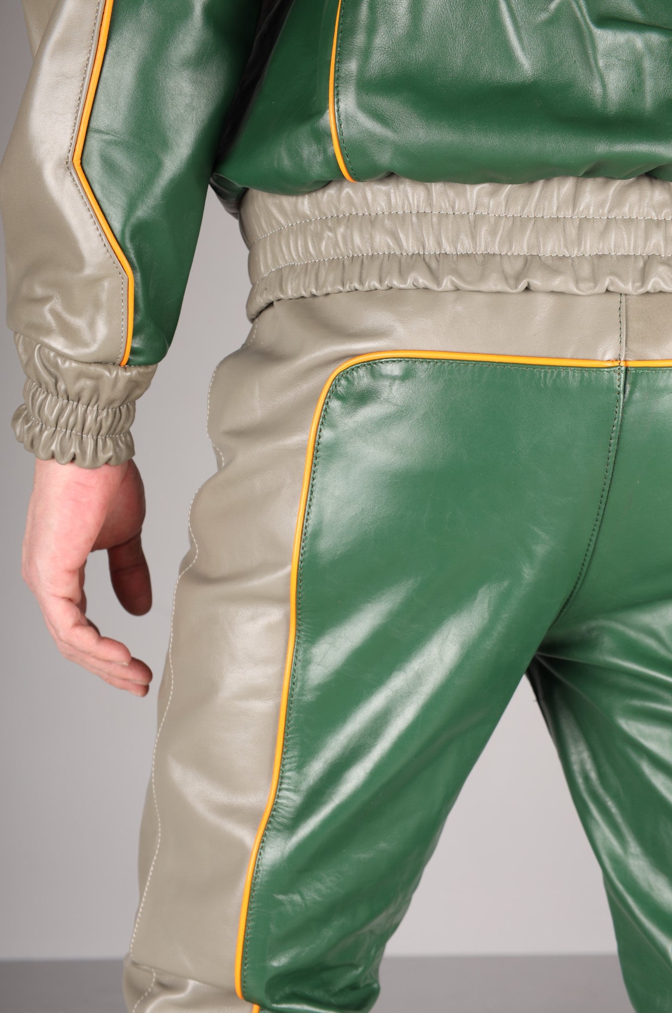 Leder-Jogginghose – Grün/Grau