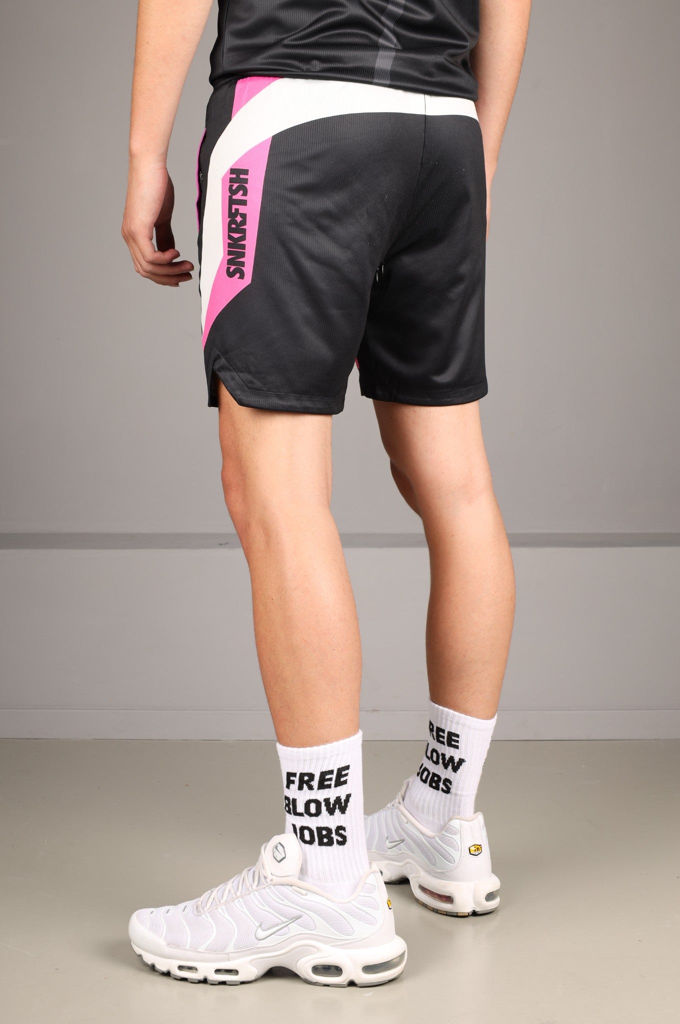 SNKRFTSH Sports Thru Zip Short SF24/7 - Pink