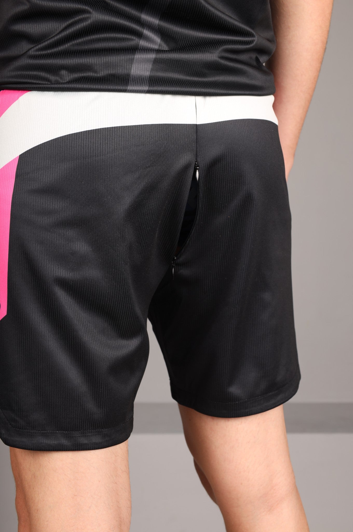 SNKRFTSH Sports Thru Zip Short SF24/7 - Pink