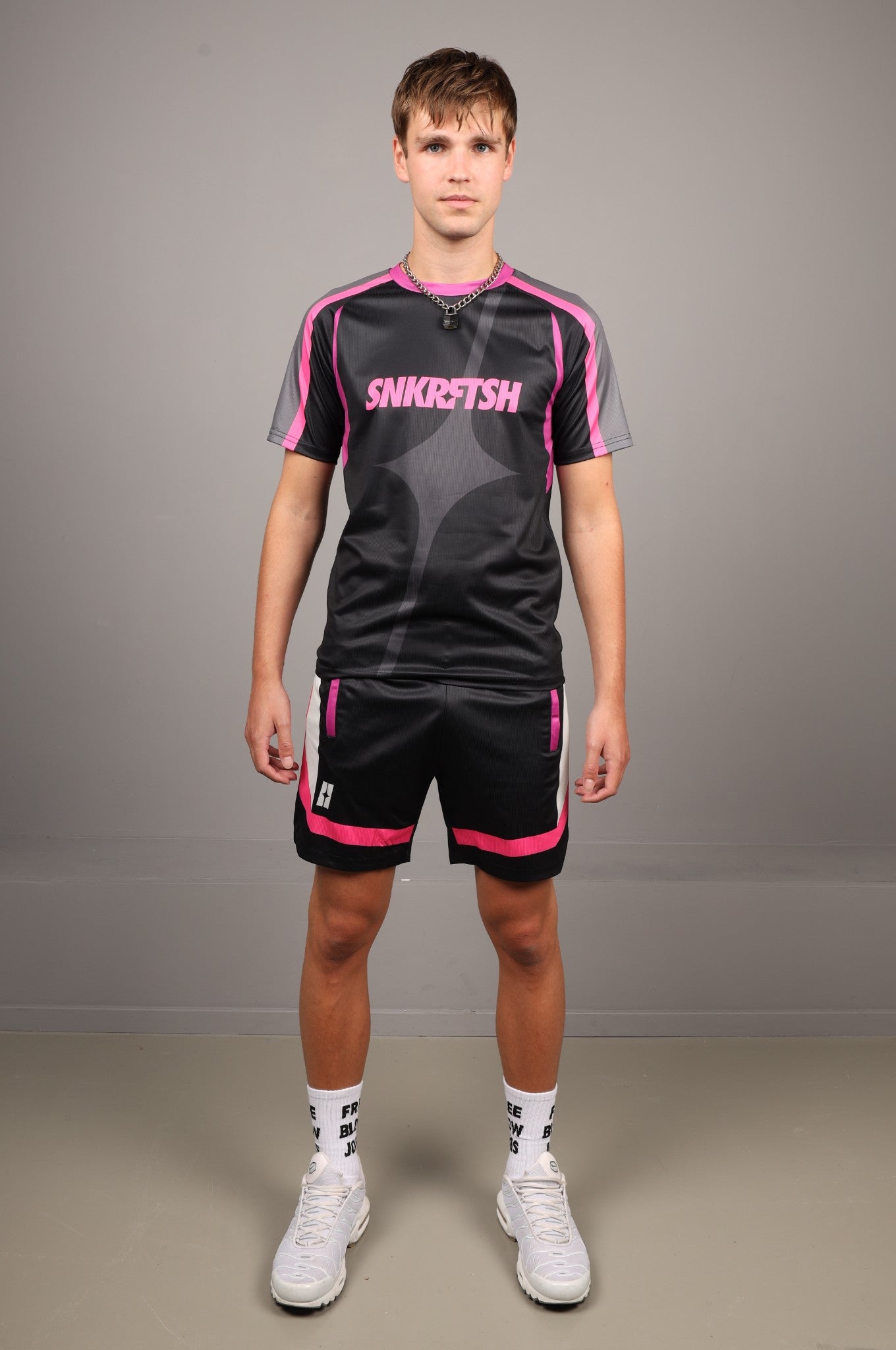 SNKRFTSH Sports Thru Zip Short SF24/7 - Pink
