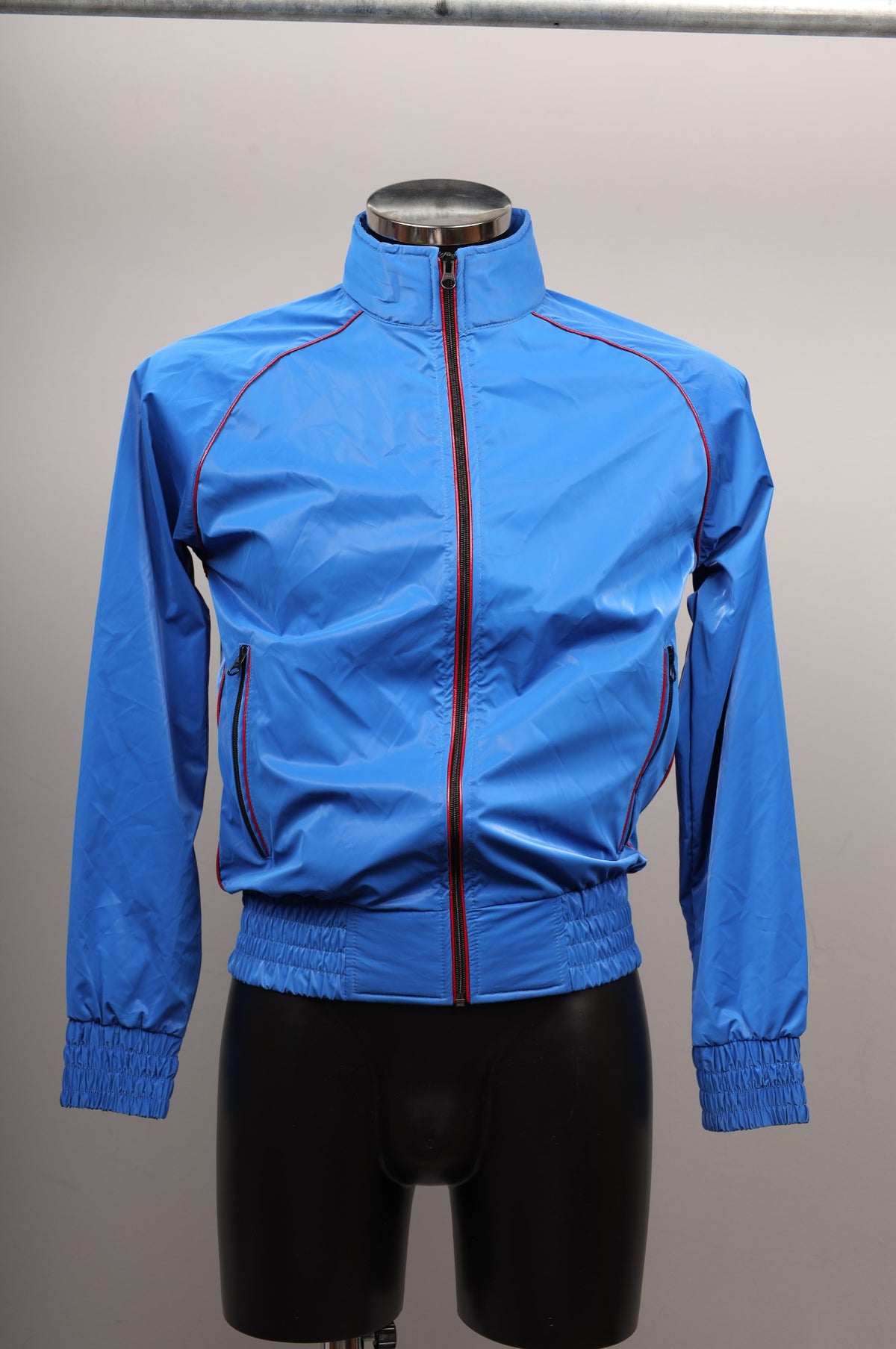 #048 Nylon Jacket