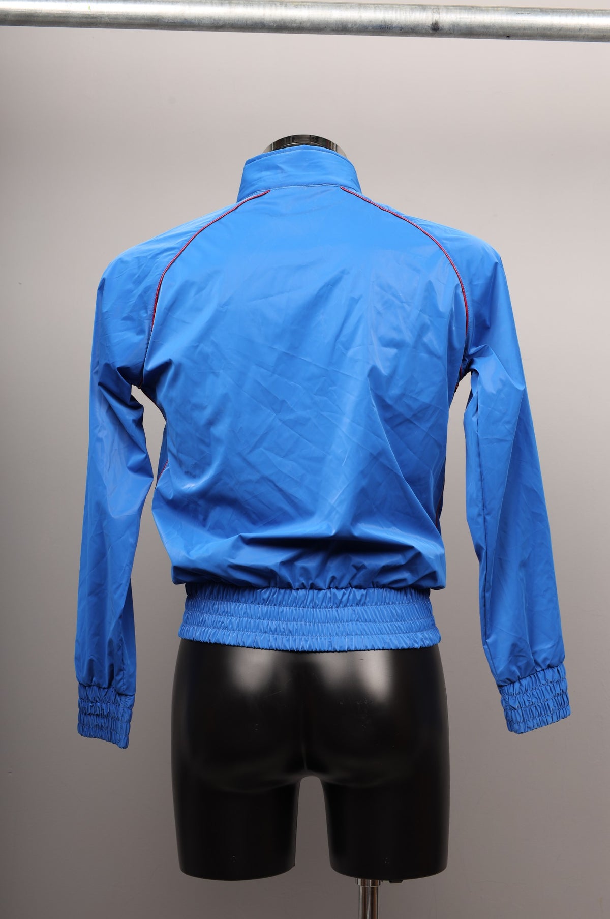 #048 Nylon Jacket