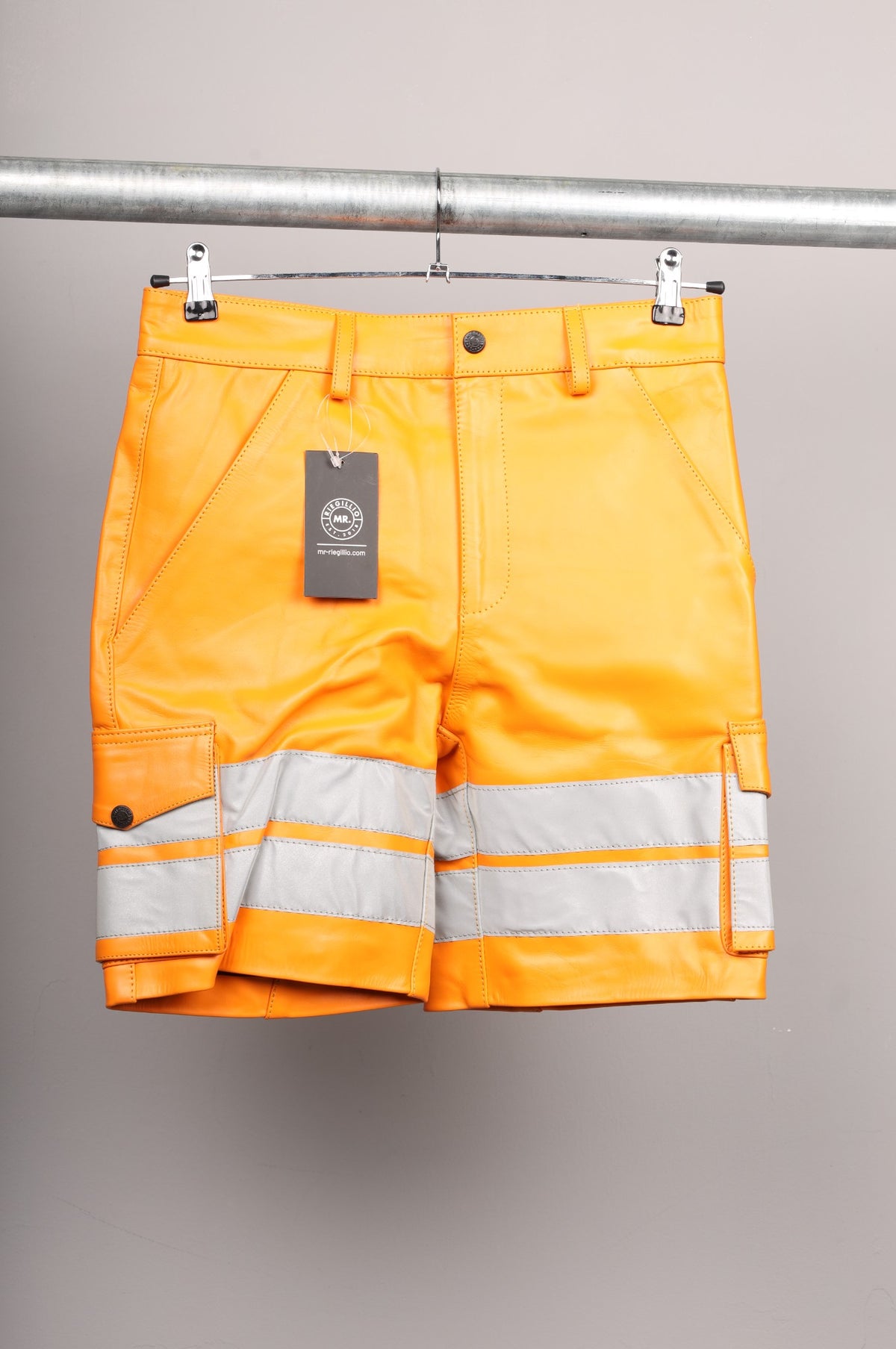 #152 Cowhide Leather Short