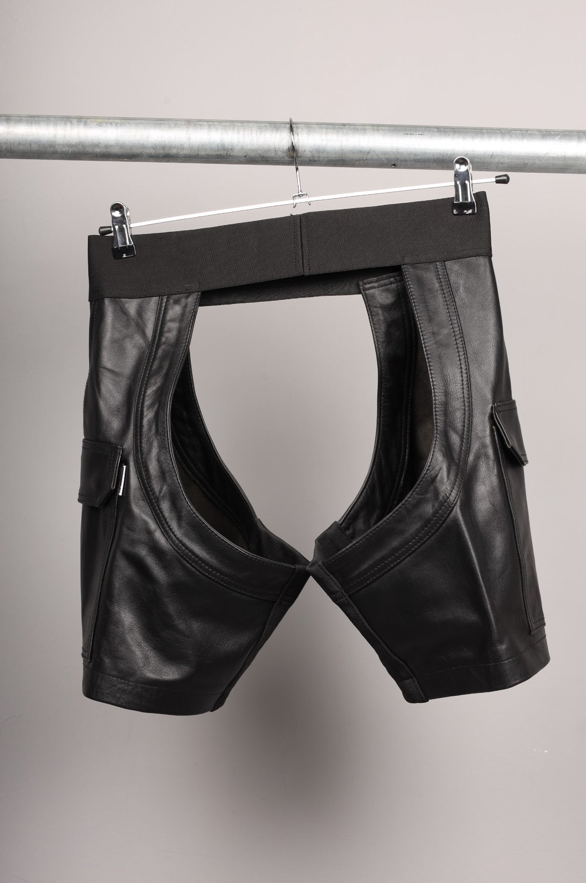 #216 Cowhide Leather Short