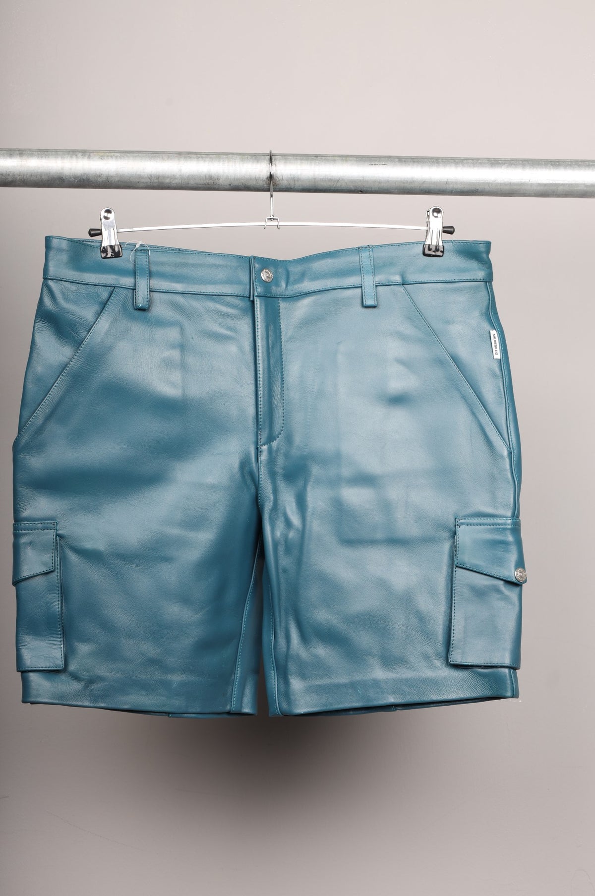 #267 Cowhide Leather Short