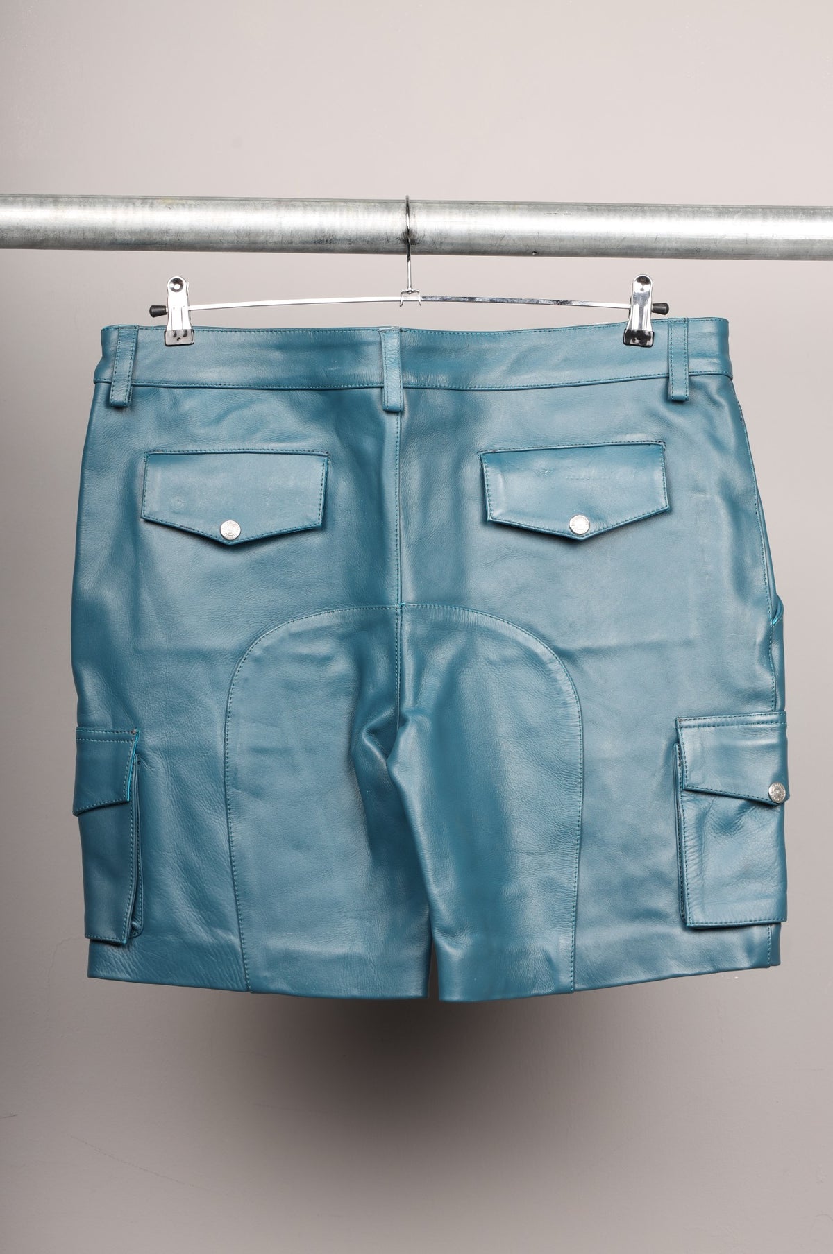 #267 Cowhide Leather Short