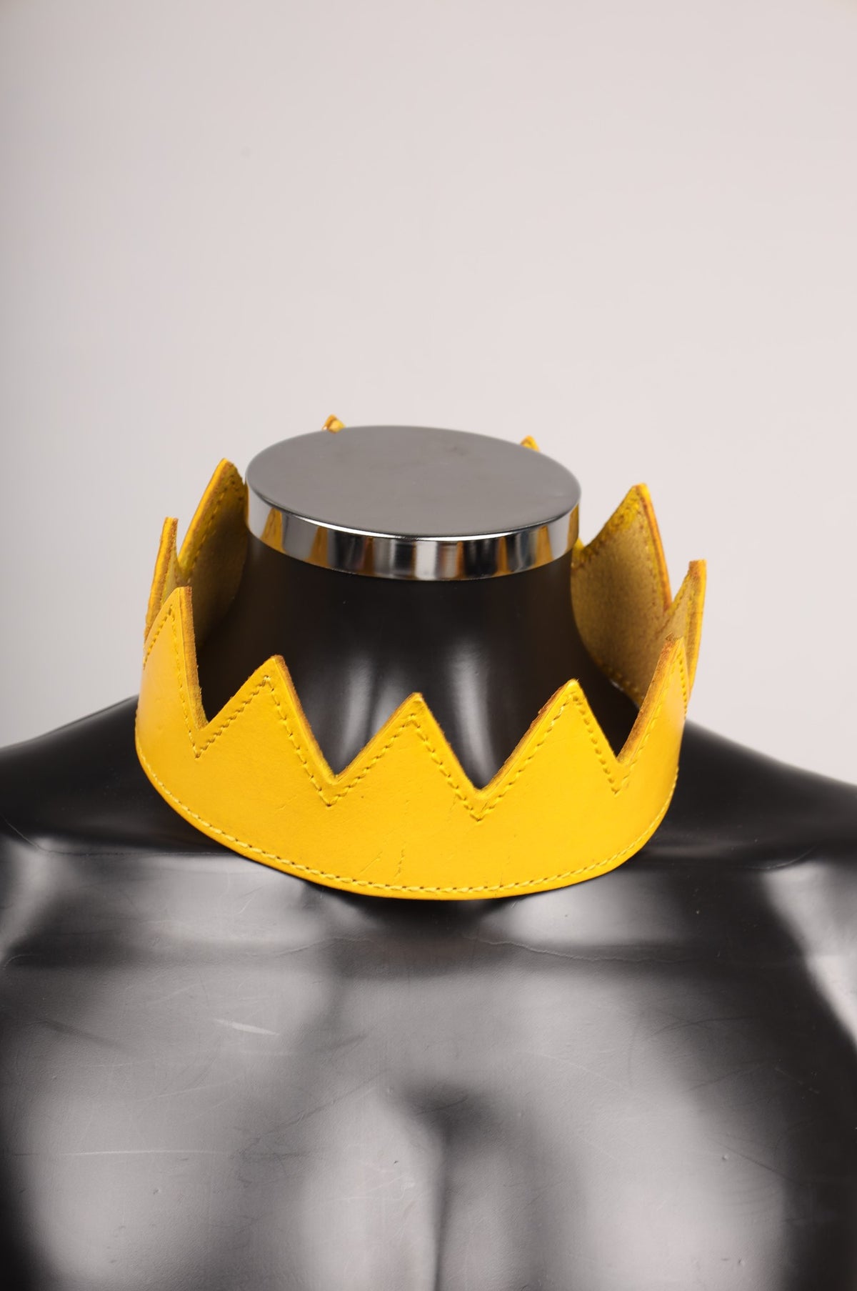 #392 Cowhide Leather Crown