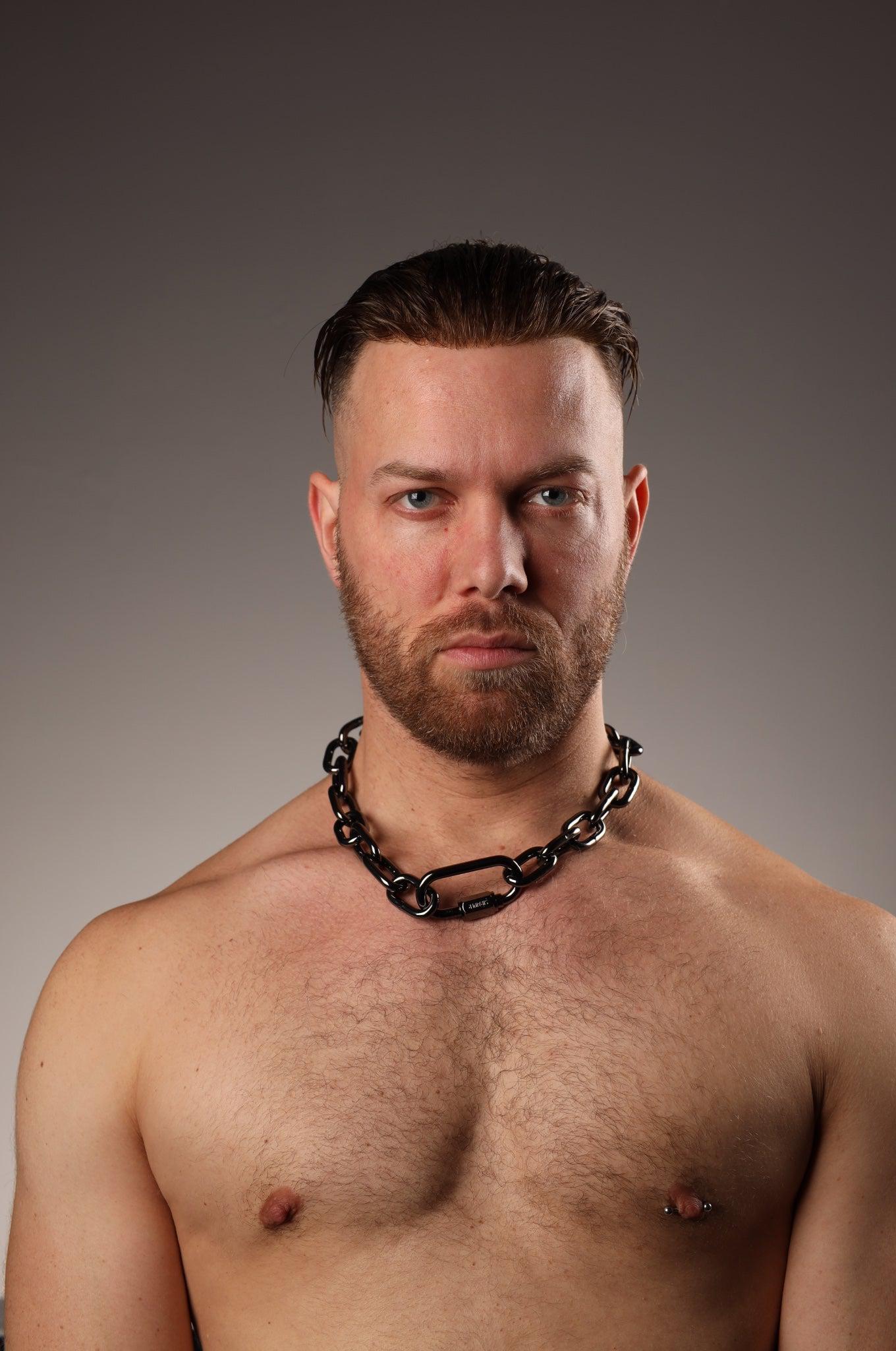 SIRAINER Chain Collar - Black at MR. Riegillio