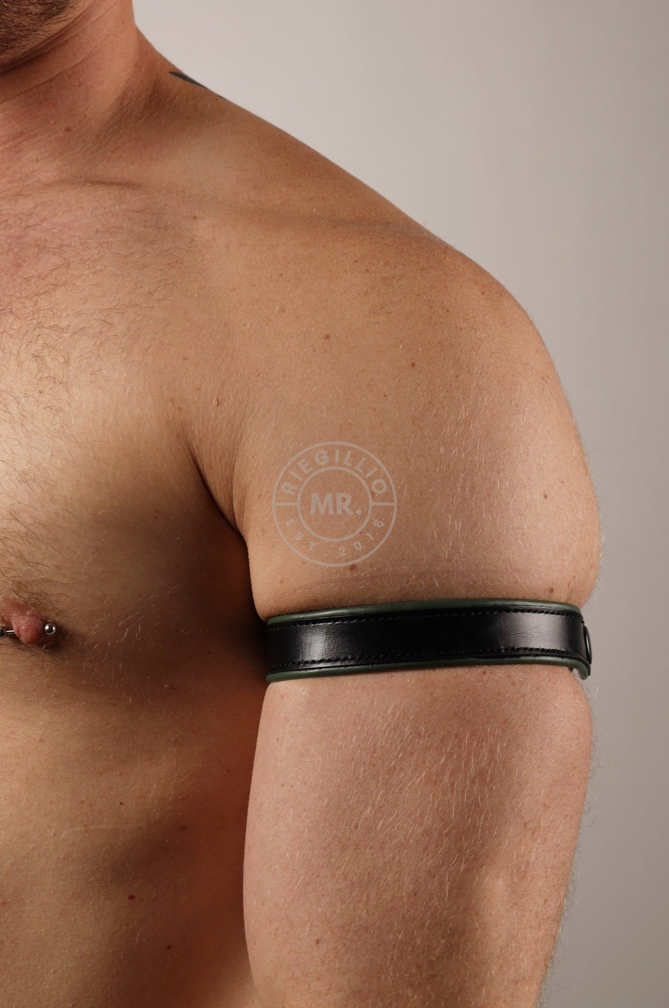 Black Leather Bicep Armband - Snap - Army Green at MR. Riegillio