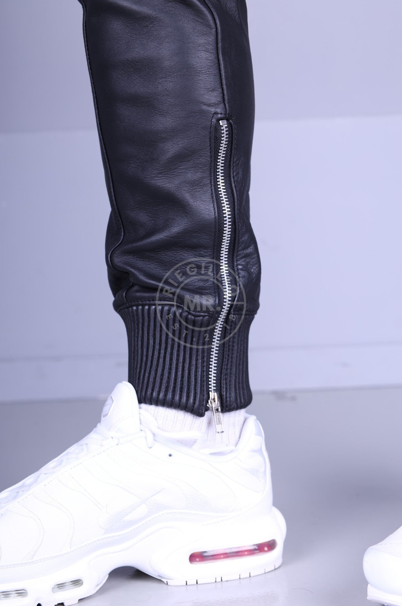 White leather hot sale joggers