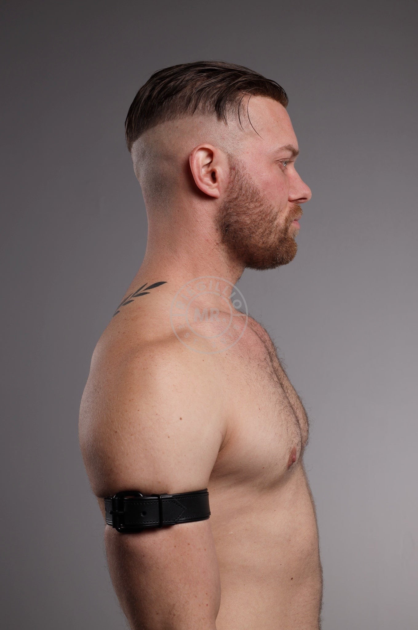 Black Leather Bicep Armband - Buckle - Full Black at MR. Riegillio