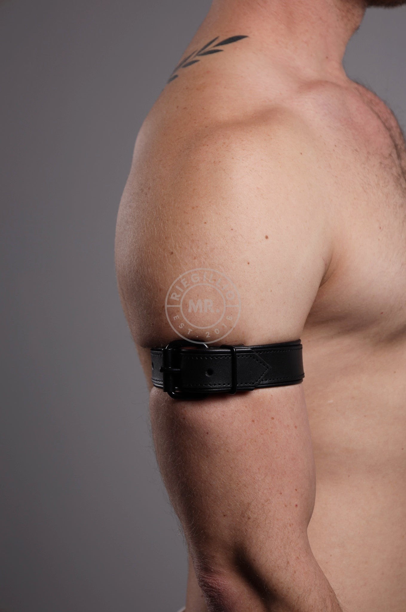 Black Leather Bicep Armband - Buckle - Full Black at MR. Riegillio