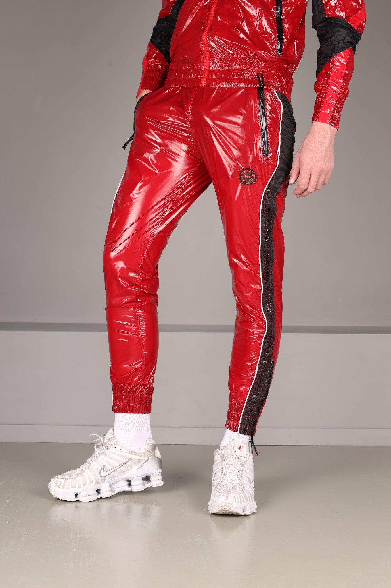 Glänzende Nylon-24-Trainingshose - Rot